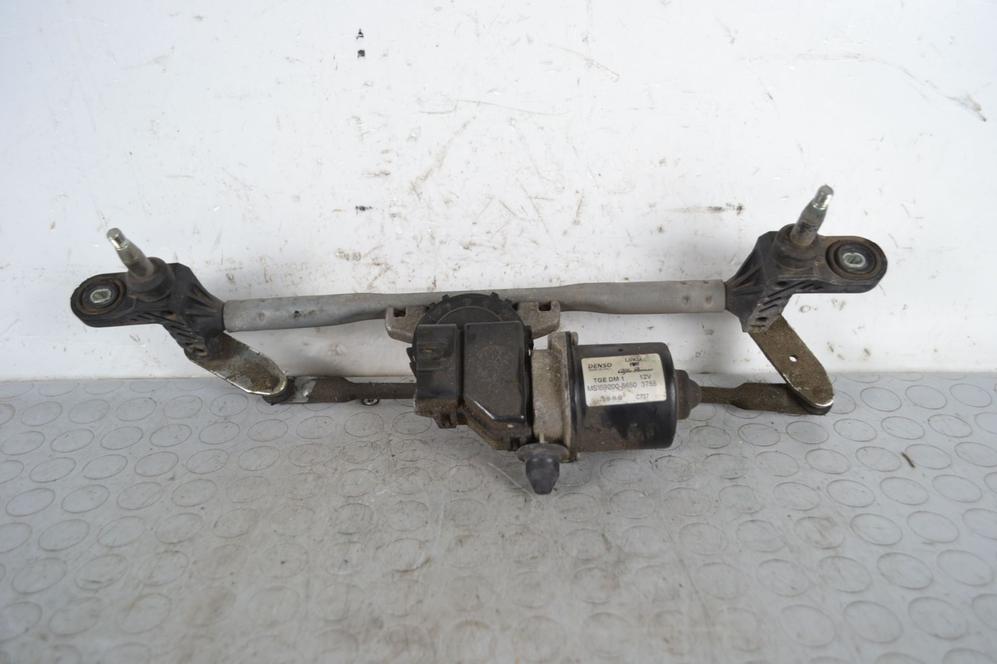 Motorino tergicristalli anteriore Fiat 500 Dal 2007 al 2015 Cod MS159200-8650  1709541351129