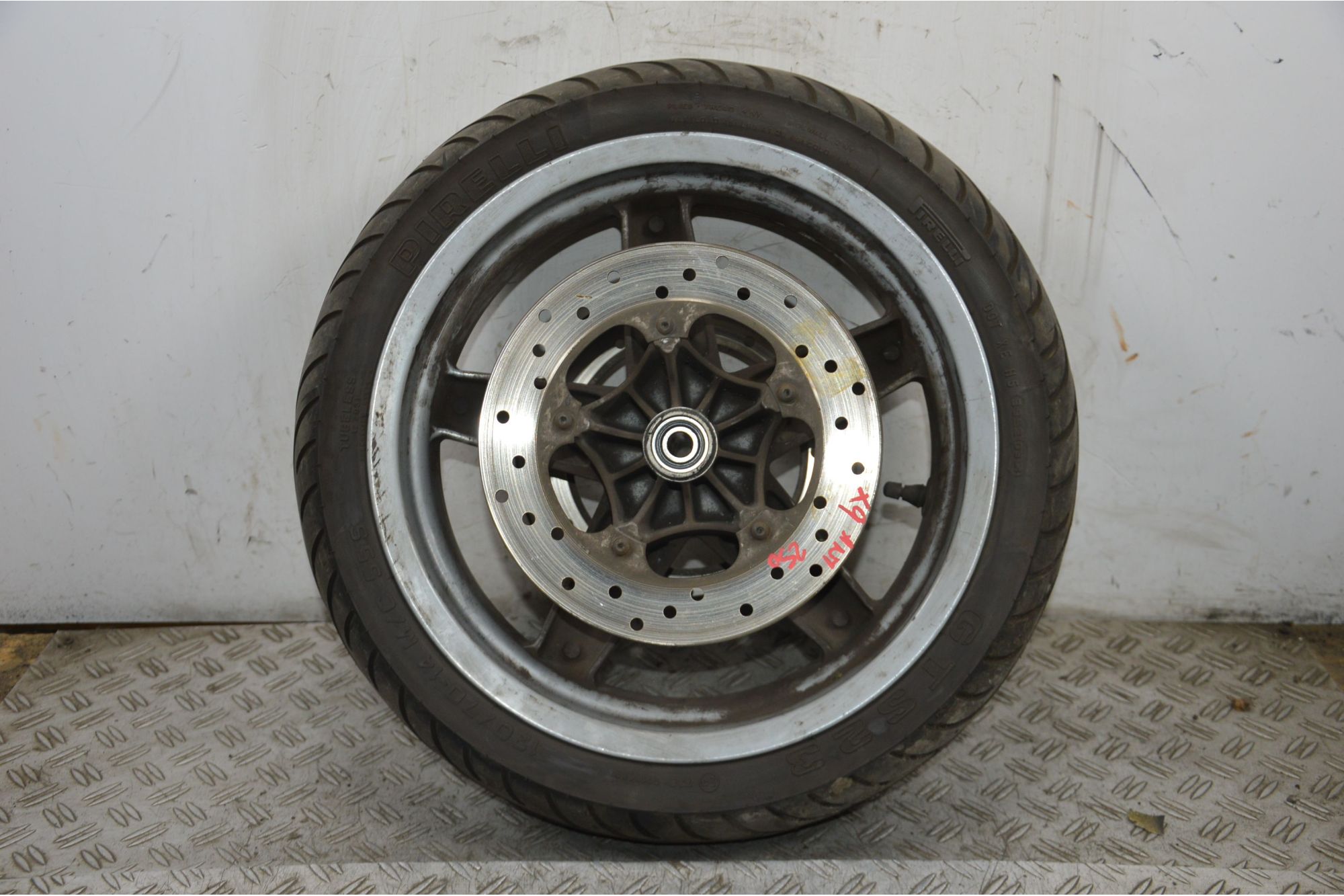 Cerchio Anteriore Piaggio X9 250 Dal 1999 al 2002  1709561326718