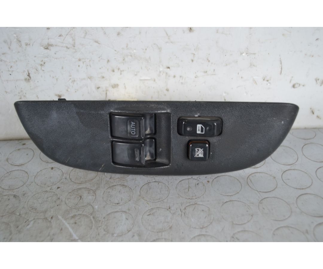 Pulsantiera alzacristalli anteriore SX Toyota Yaris Verso Dal 1999 al 2003 Cod 84820-52170  1709653196854