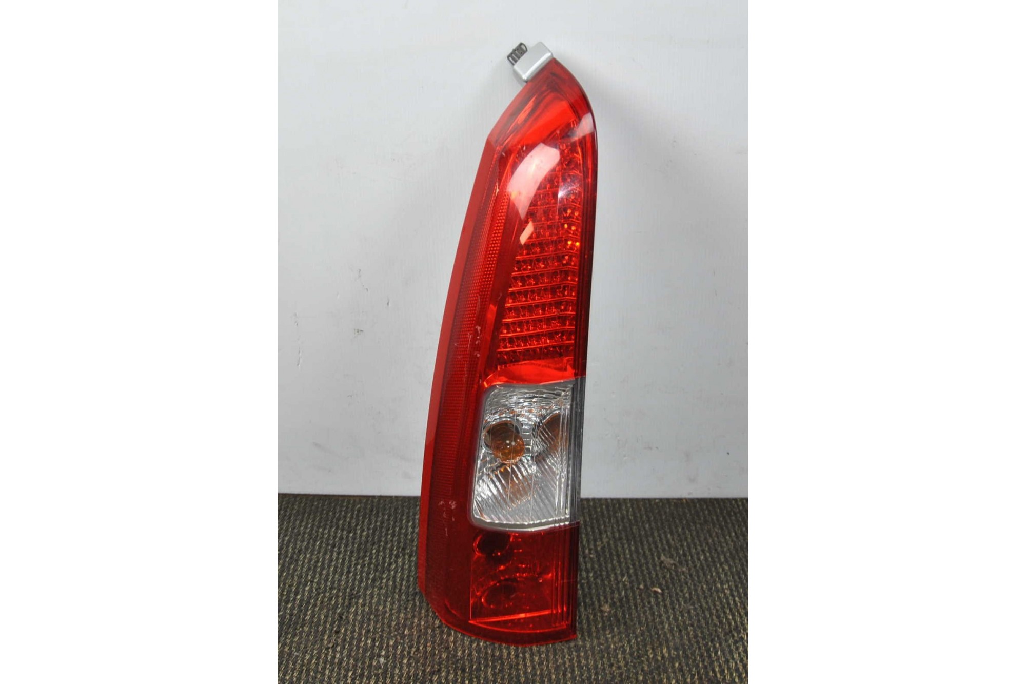 Fanale Stop Posteriore Sx superiore Volvo V70 Dal 2000 al 2007 cod 160985  2411111158425