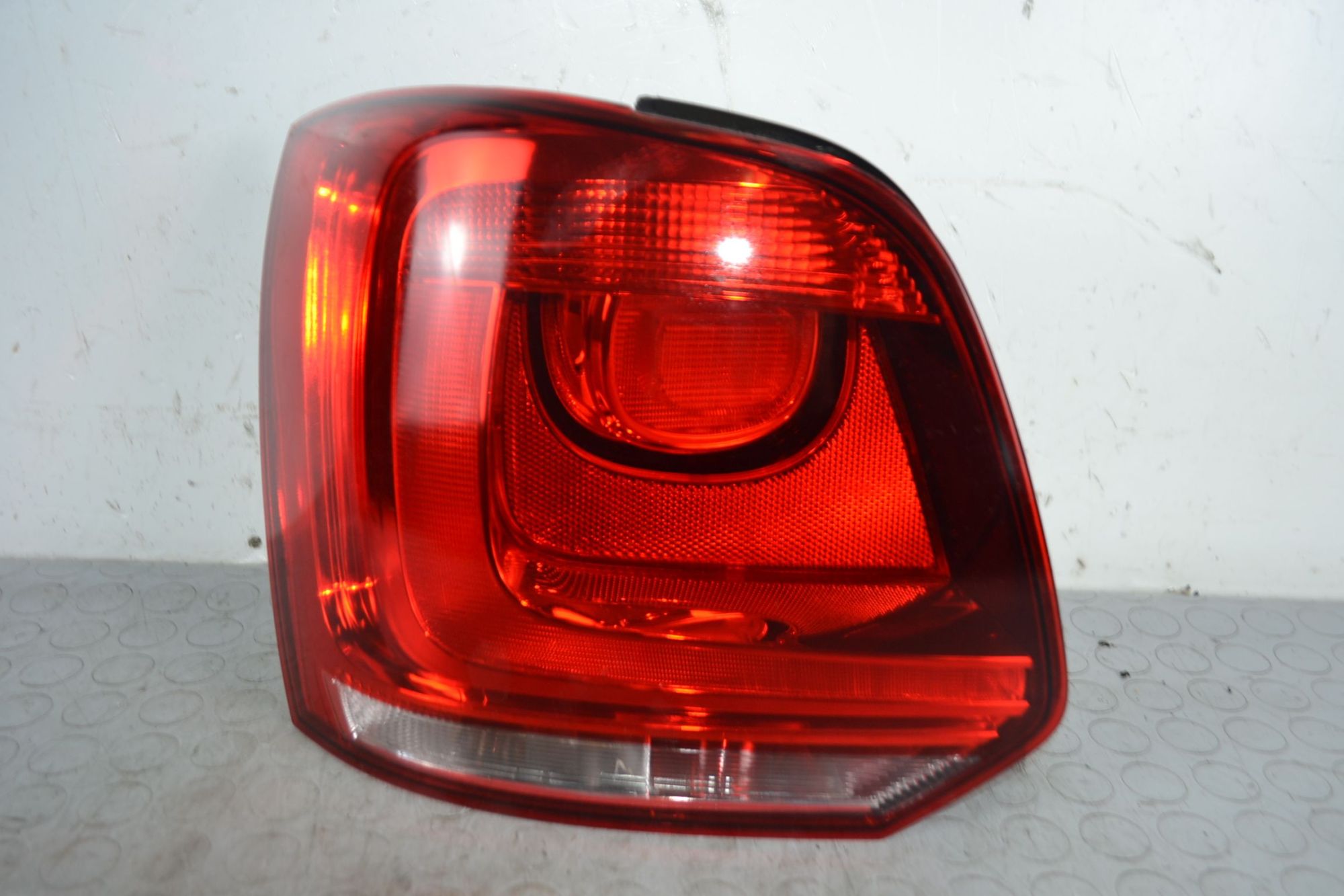 Fanale stop posteriore SX Volkswagen Polo 6R Dal 2009 al 2014 Cod 6R0945257A  1709738060773
