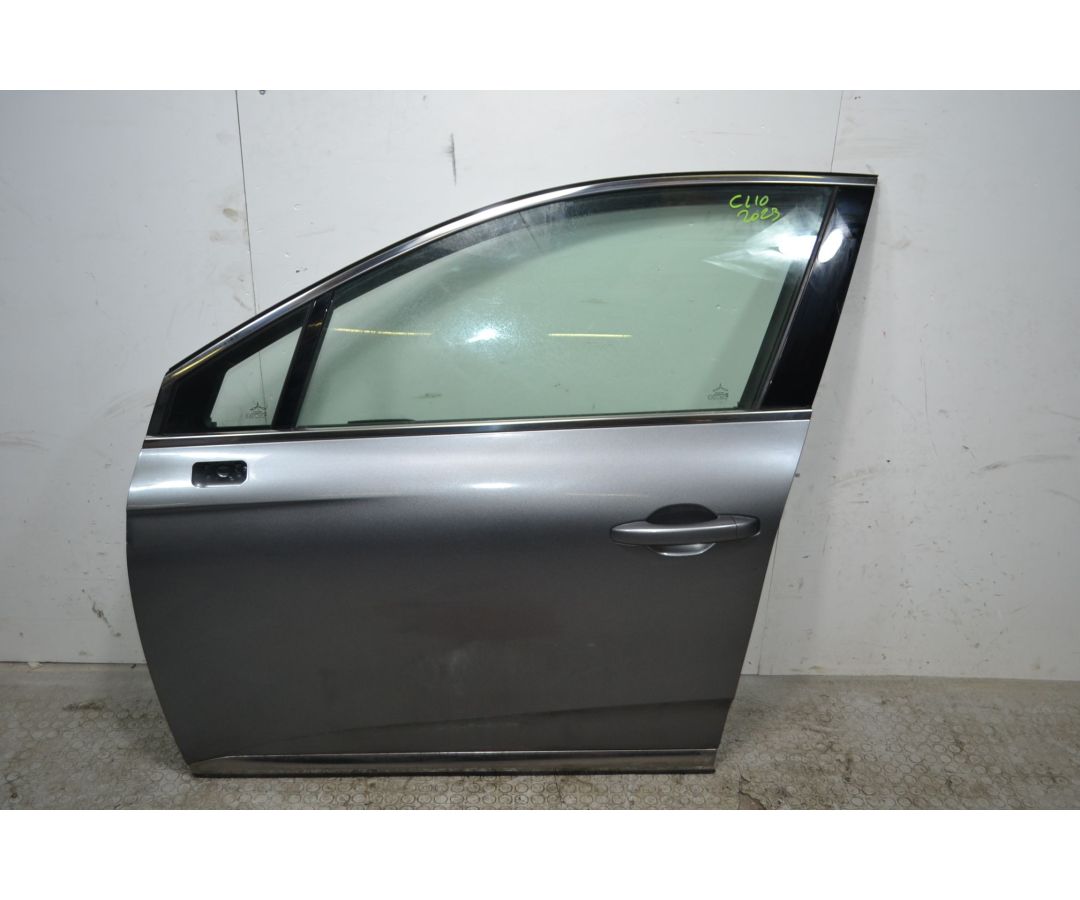 Portiera sportello anteriore SX Renault Clio V Dal 2019 in poi Cod 801016156R 1710254465539 Portiera sportello anteriore SX Renault Clio V Dal 2019 in poi Cod 801016156R 1710254465539