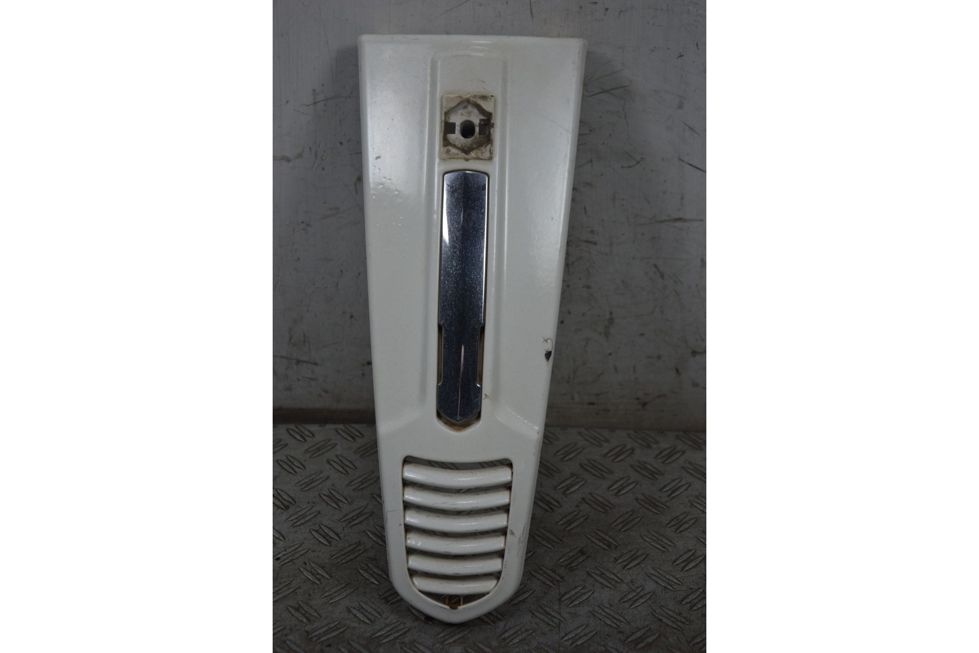Carena Scudetto Anteriore Piaggio Vespa S 125 dal 2007 al 2012  1710405489650
