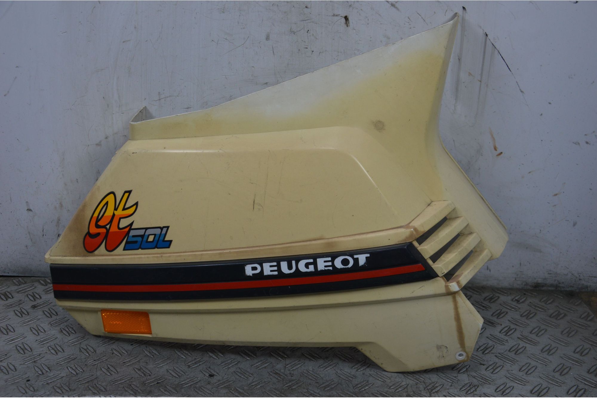 Carena Fianchetto Posteriore Destro Peugeot Rapido Dal 1992 Al 1994  1710410943789