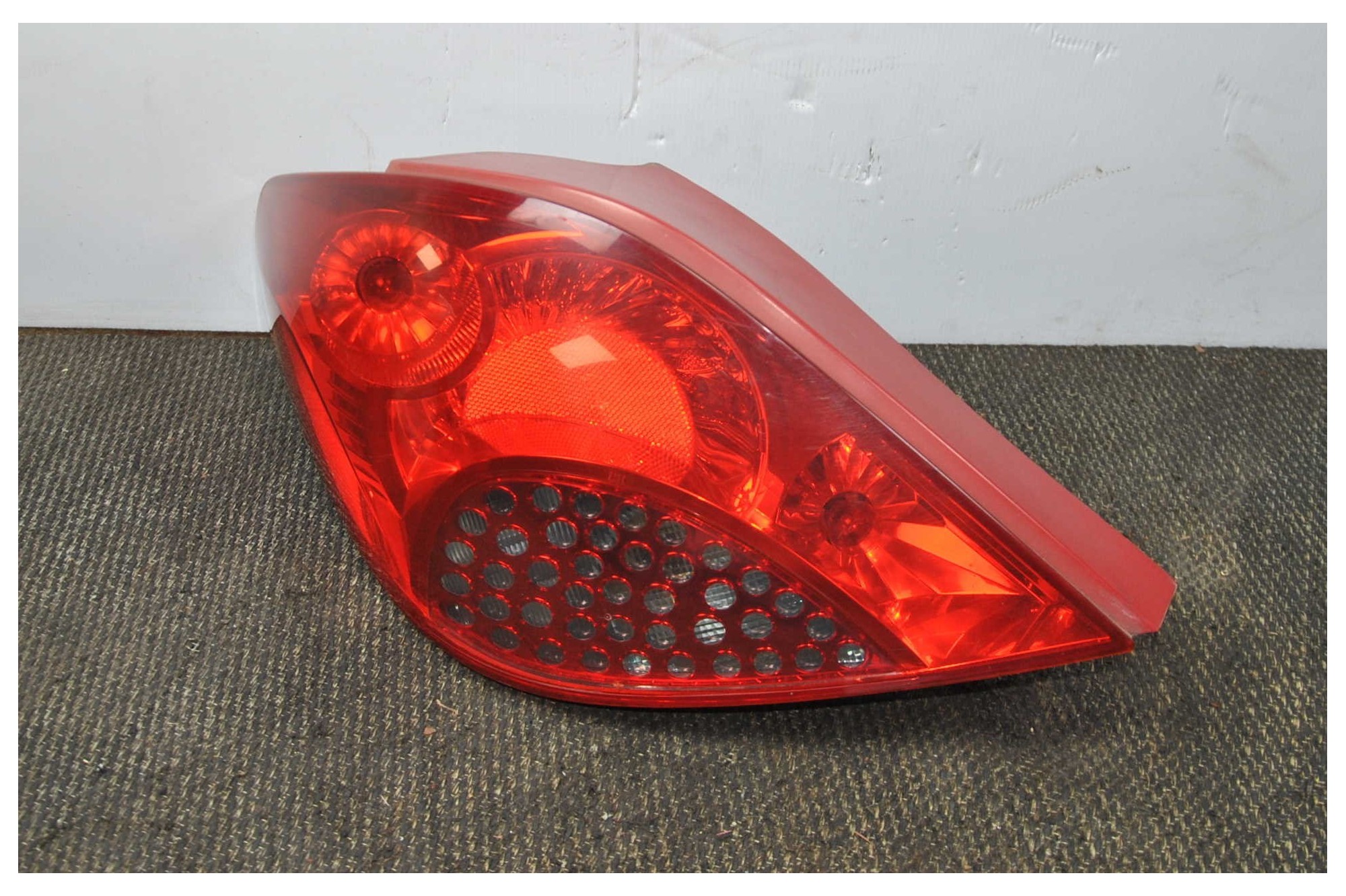 Fanale Stop Posteriore SX Peugeot 207 dal 2006 al 2009 Cod 6350Y7  2411111159347