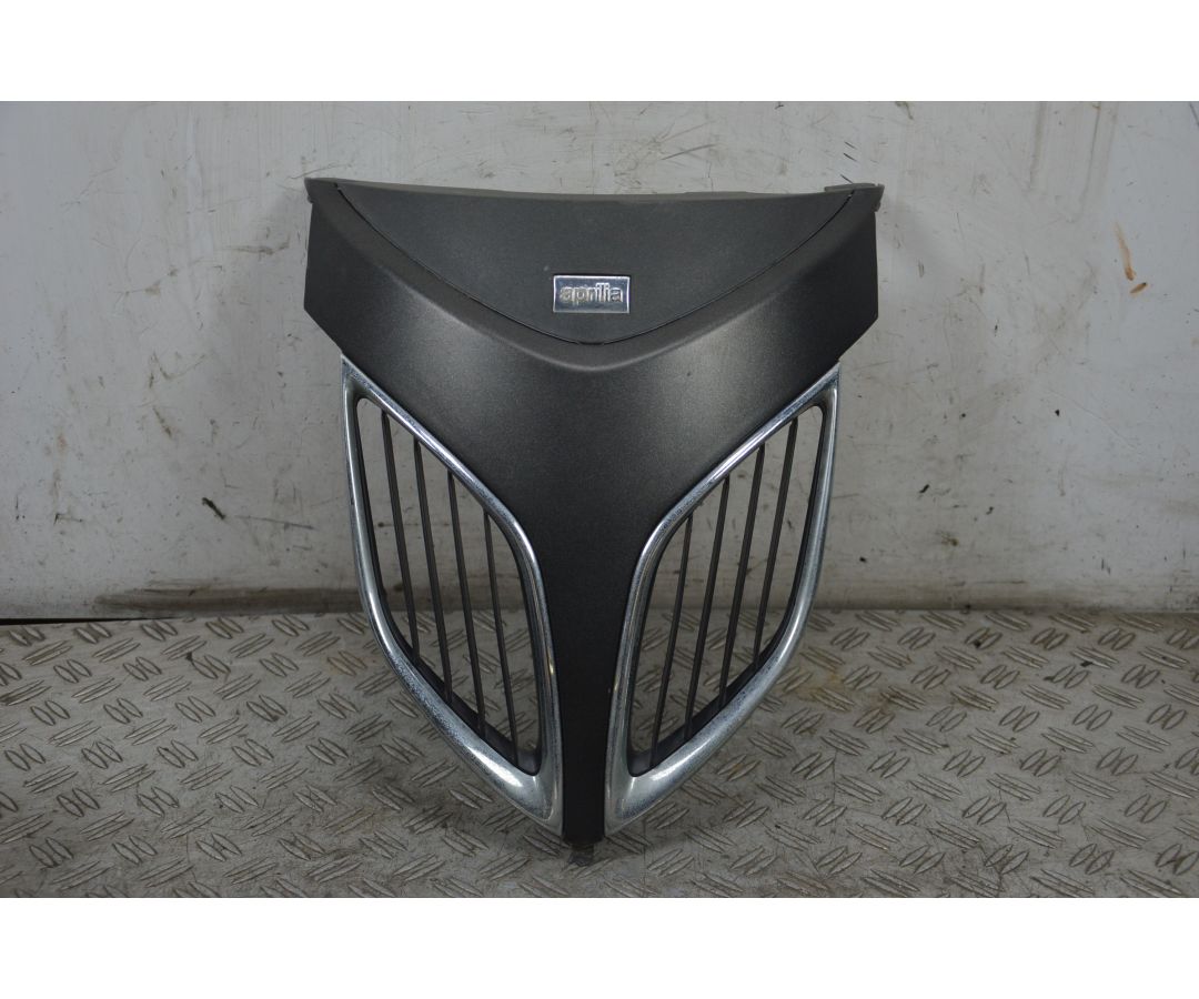 Carena Scudetto Anteriore Aprilia Sportcity 125 / 200 / 250 / 300 dal 2004 al 2008 1710502706971 Carena Scudetto Anteriore Aprilia Sportcity 125 / 200 / 250 / 300 dal 2004 al 2008 1710502706971