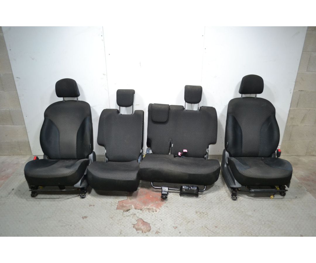 Tappezzeria completa Toyota Yaris II Dal 2005 al 2014  1710749923155