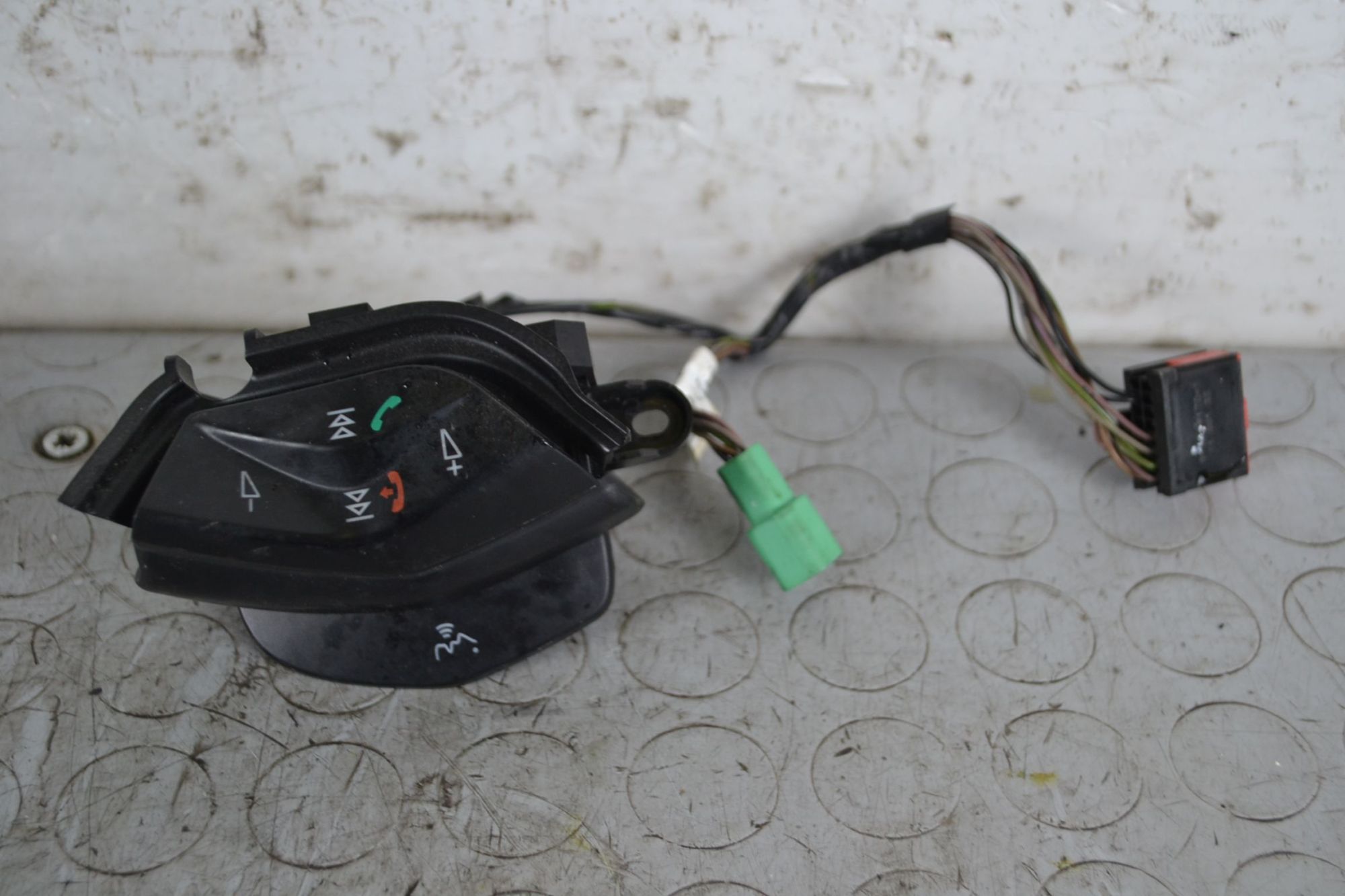 Interruttore del volante DX Ford Focus III Dal 2011 al 2015 Cod AM5T-14K147-DB  1710759499275