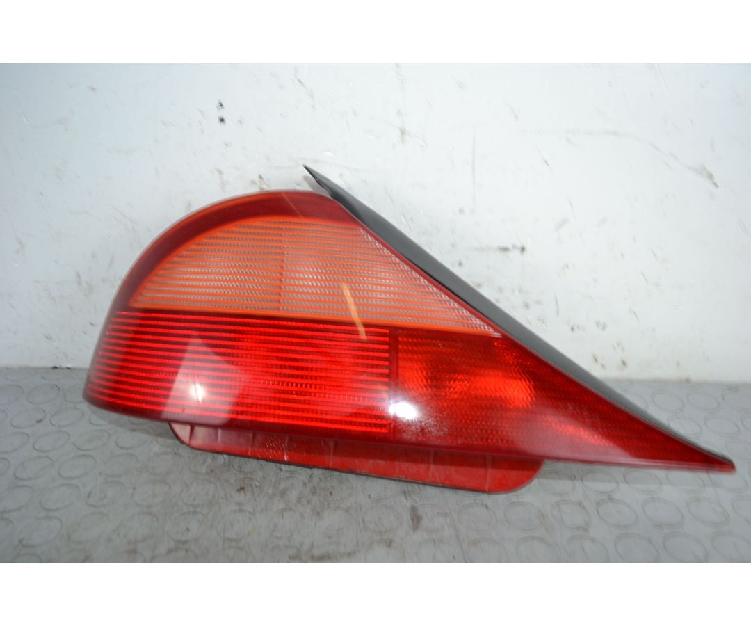 Fanale stop posteriore SX Lancia Y Dal 1995 al 2000 Cod 337509 1710771418643 Fanale stop posteriore SX Lancia Y Dal 1995 al 2000 Cod 337509 1710771418643