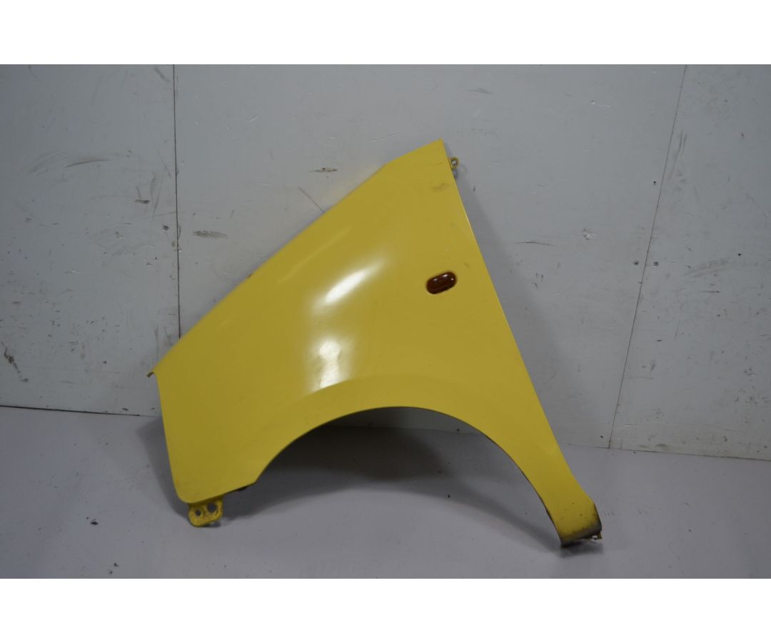 Parafango anteriore SX Suzuki Wagon R Dal 1999 al 2008 Cod oe 5761183E00000  1710844665776