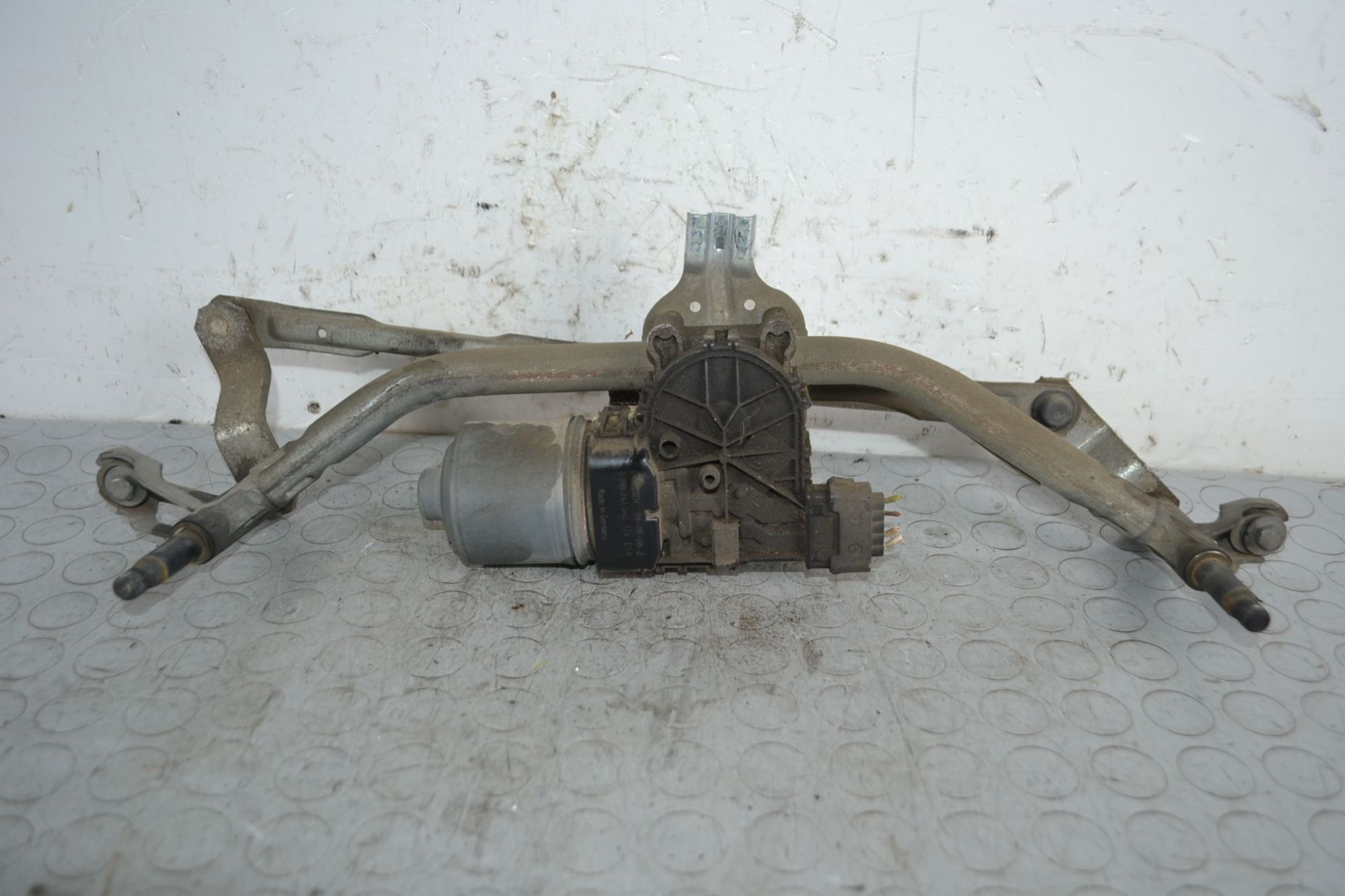 Motorino tergicristallo anteriore Peugeot 207 Dal 2007 al 2015 Cod 0390241540  1710925781425