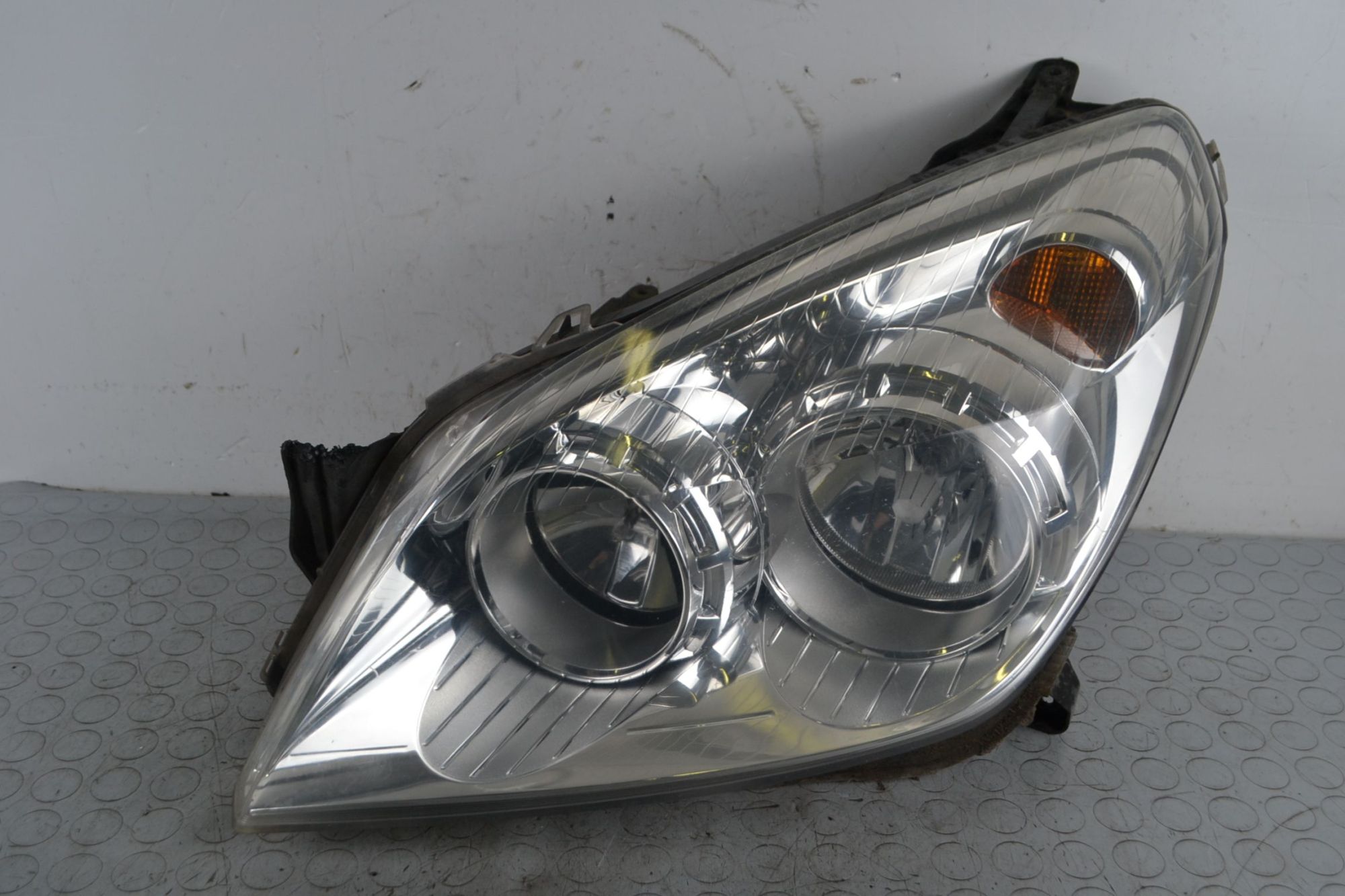 Faro fanale anteriore SX Opel Astra H Dal 2004 al 2011 Cod 13239288 OE 93178635  1711007779446