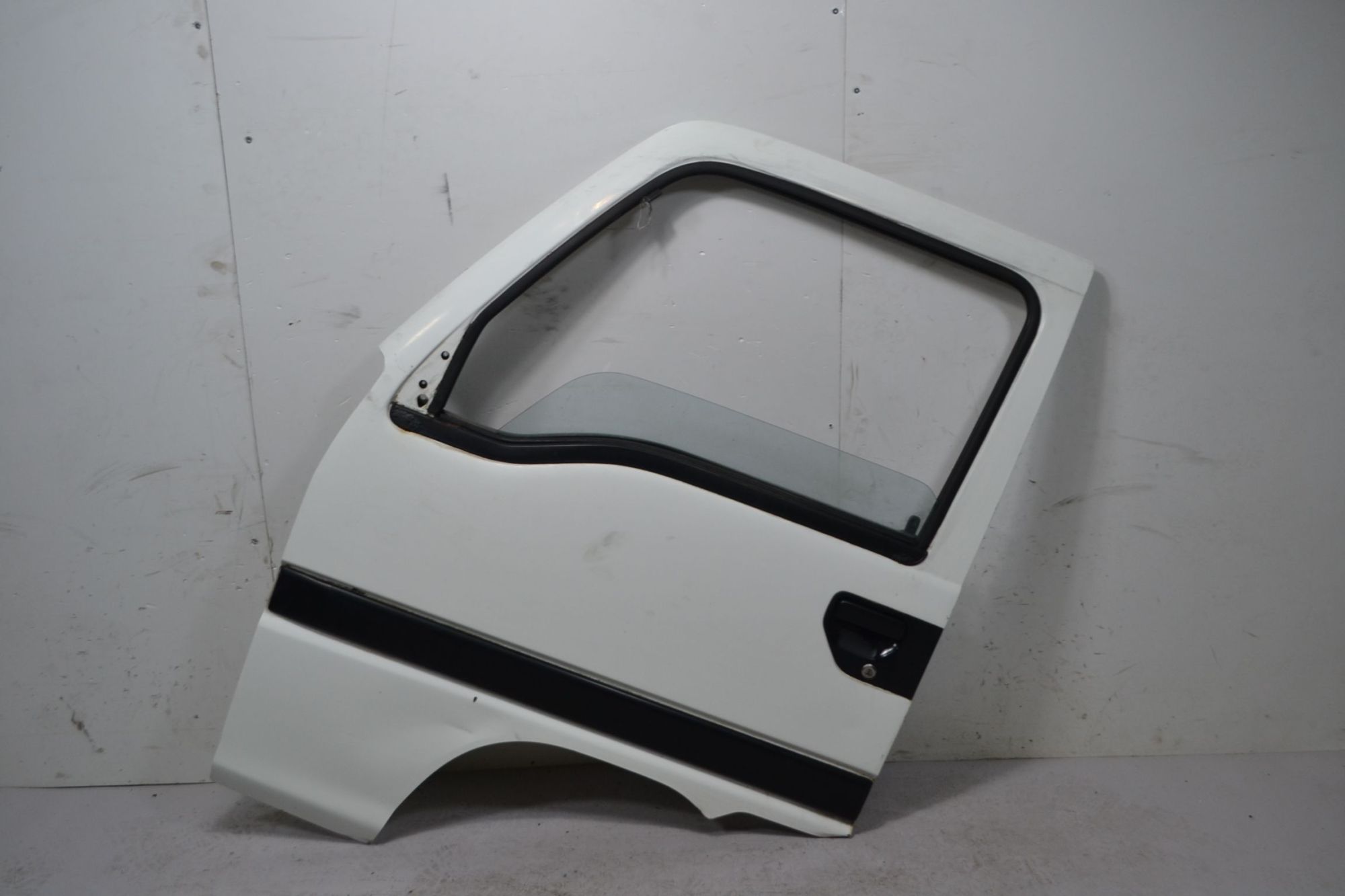 Portiera sportello anteriore SX Subaru Libero Dal 1986 al 2000 COLORE BIANCO  1711120771938