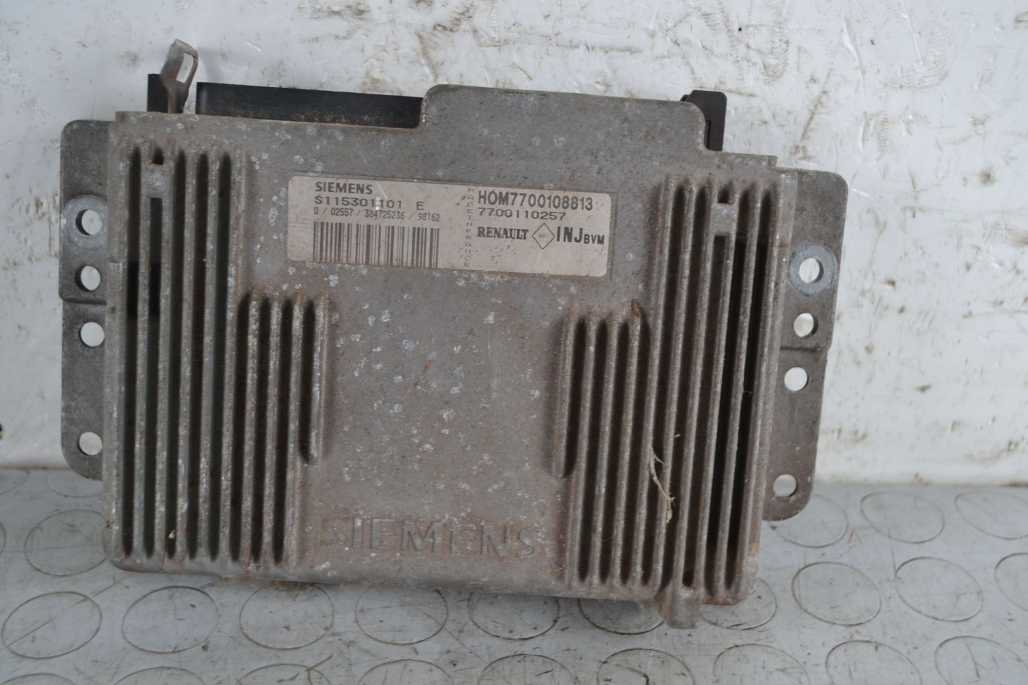 Centralina ECU Renault Kangoo Dal 1997 al 2003 Cod 7700110257  1711442832218