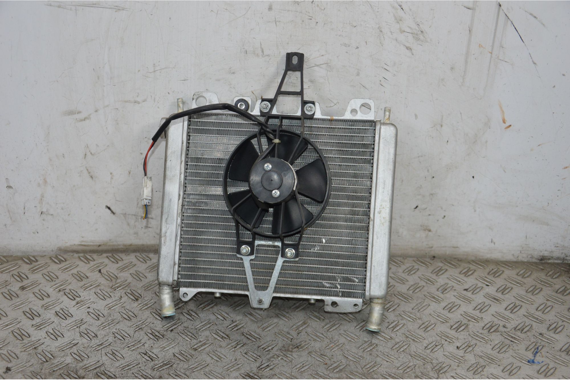 Radiatore Con Elettroventola Piaggio Beverly 500 Dal 2002 al 2006  1711469650581