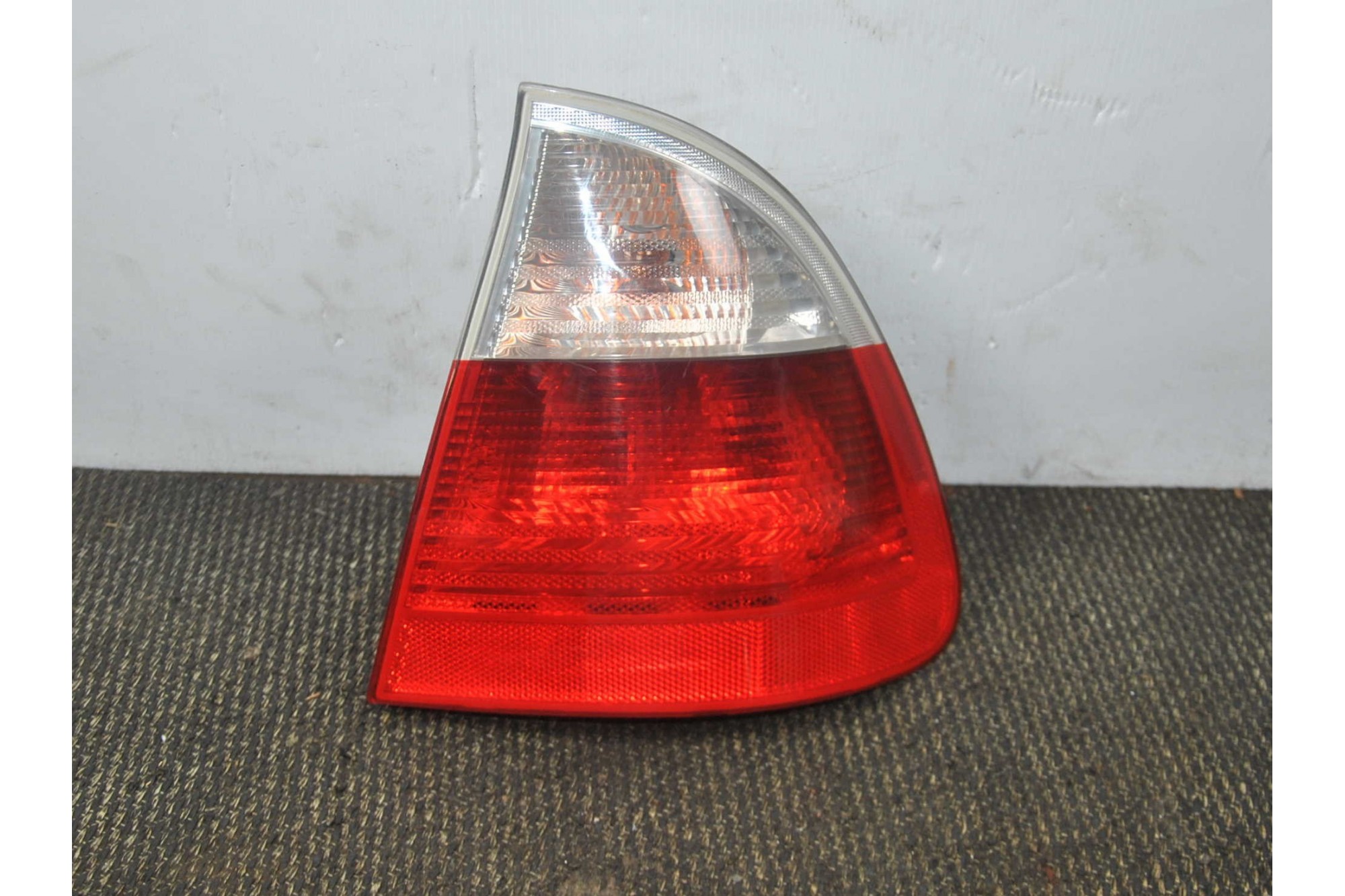 Fanale Stop Posteriore DX BMW Serie 3 320i E46 Touring Restyling dal 1998 al 2006 Cod 63216900474  2411111161586