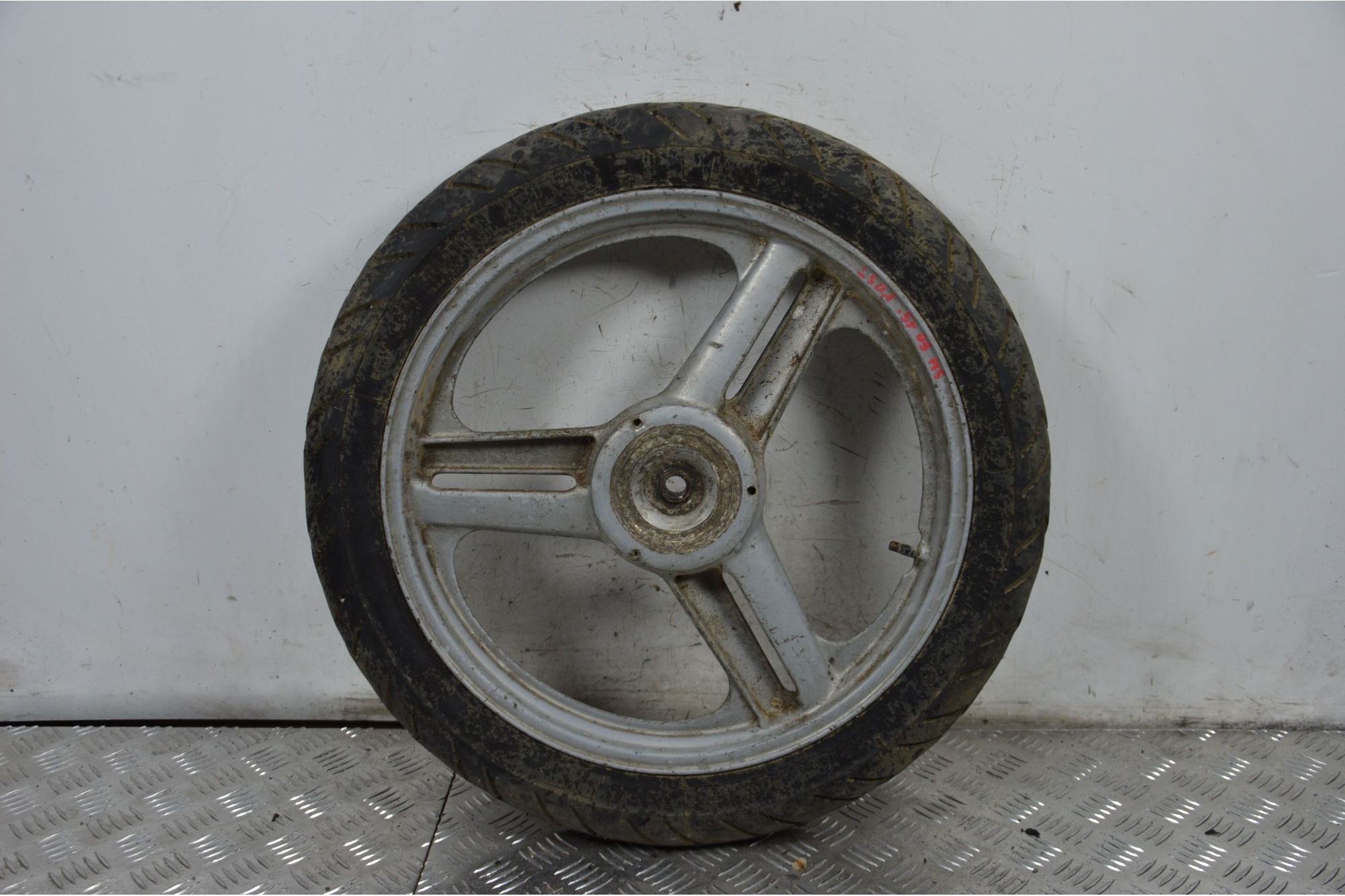 Cerchio Completo Posteriore Honda Sh 50 SE Dal 1989 al 1993  1711727878306