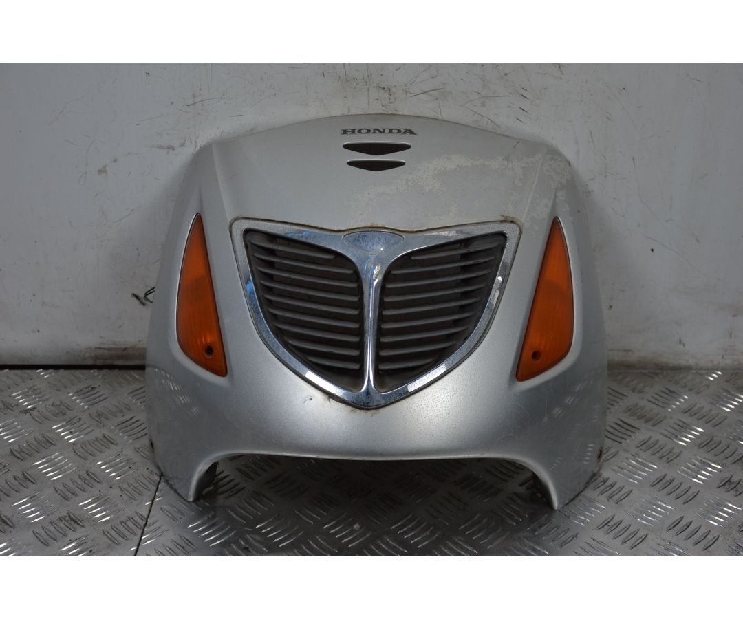 Carena Scudo Anteriore Honda SH 125 / 150 Dal 2001 al 2004 1712156349559 Carena Scudo Anteriore Honda SH 125 / 150 Dal 2001 al 2004 1712156349559