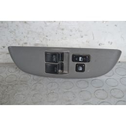 Pulsantiera alzacristalli anteriore SX Toyota Yaris Verso Dal 1999 al 2005 Cod 84820-52090  1712215376755