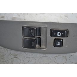 Pulsantiera alzacristalli anteriore SX Toyota Yaris Verso Dal 1999 al 2005 Cod 84820-52090  1712215376755