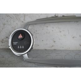 Cornice autoradio e pulsante 4 frecce Toyota Yaris Dal 2011 al 2019 Cod 86451-0D010  1712232639062