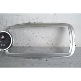 Cornice autoradio e pulsante 4 frecce Toyota Yaris Dal 2011 al 2019 Cod 86451-0D010  1712232639062