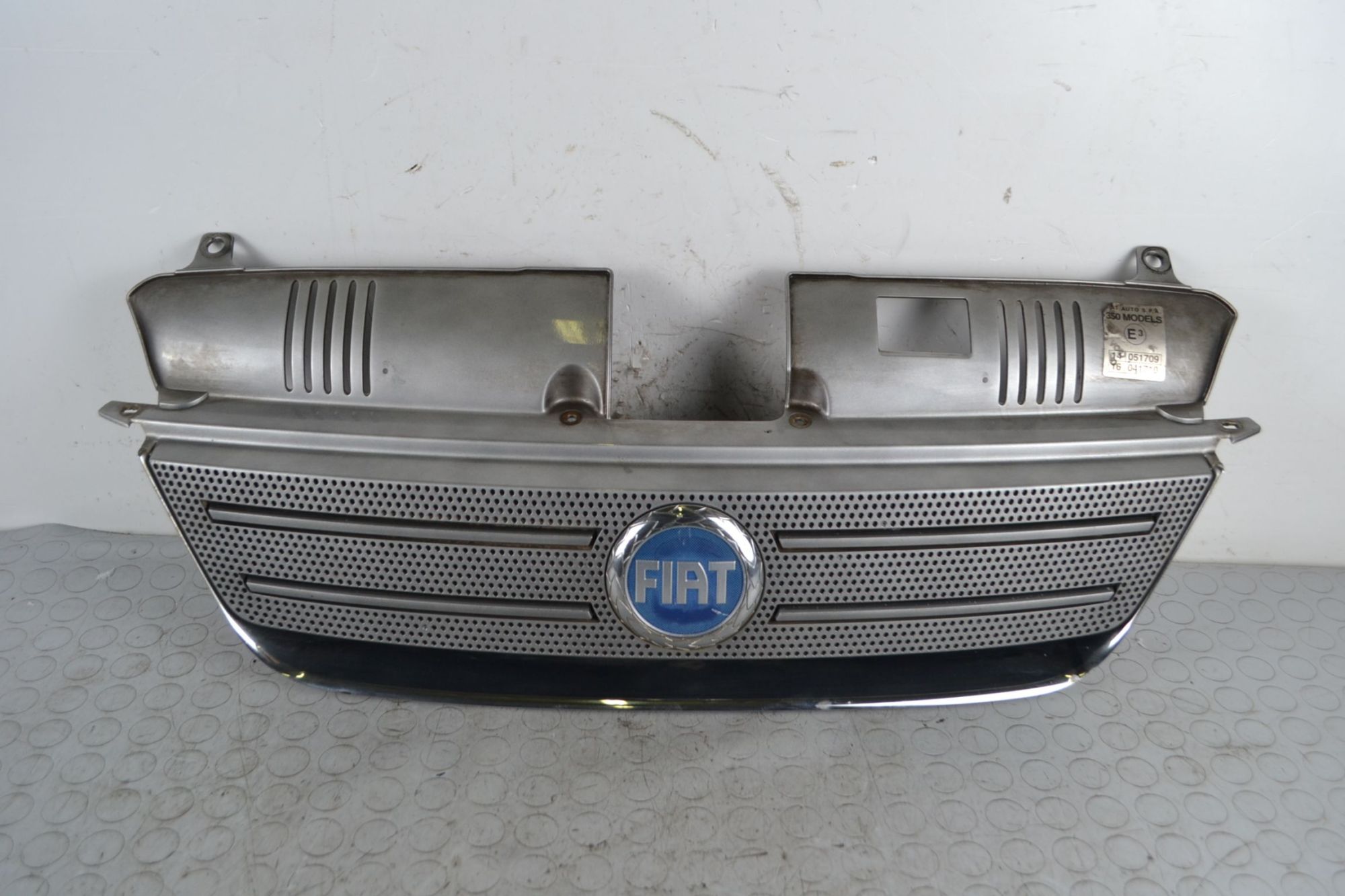 Griglia anteriore Fiat Idea Dal 2005 al 2010 Cod 735357980  1712307226661