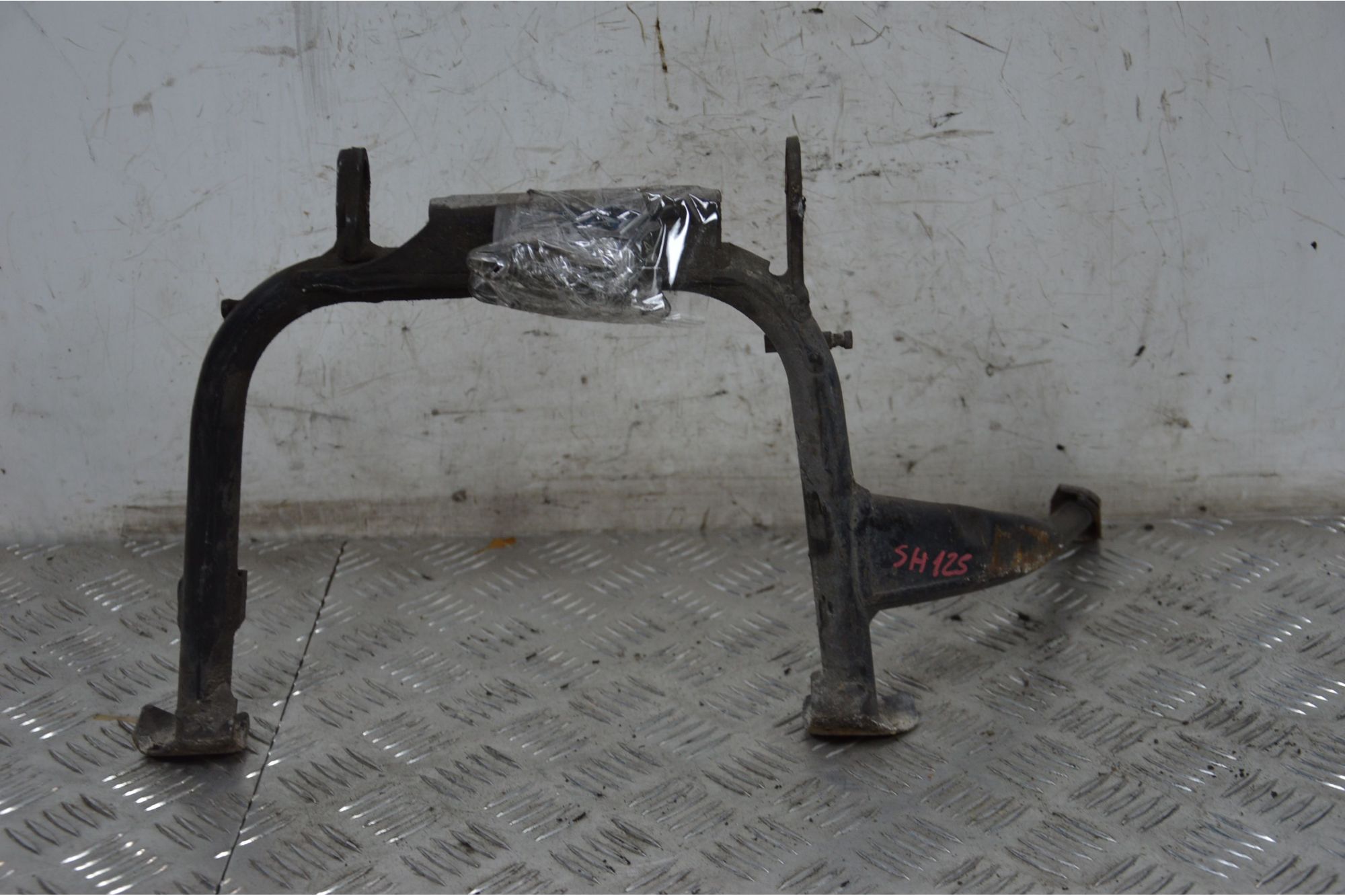 Cavalletto Centrale Honda SH 125 / 150 IE Dal 2001 Al 2004  1713262074267