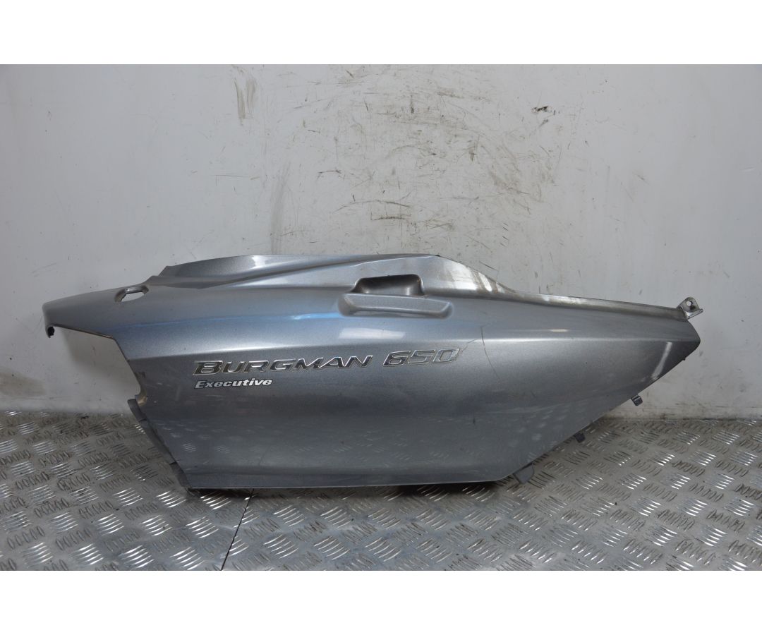 Carena Fianchetto Laterale Posteriore Destro Suzuki Burgman AN 650 Executive Dal 2002 al 2006  1713433348050