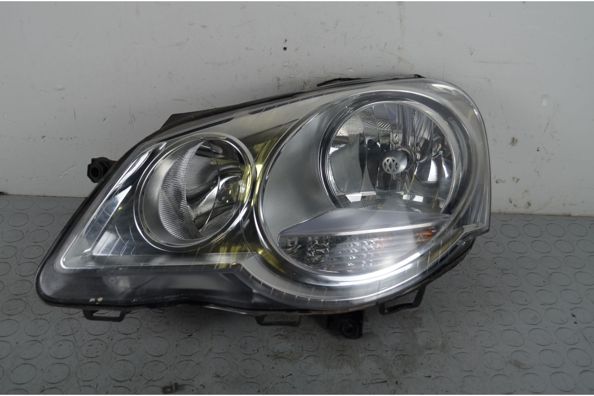 Faro fanale anteriore SX Volkswagen Polo 9n3 Dal 2005 al 2009 Cod OE 6Q1941007AT  1713442774376