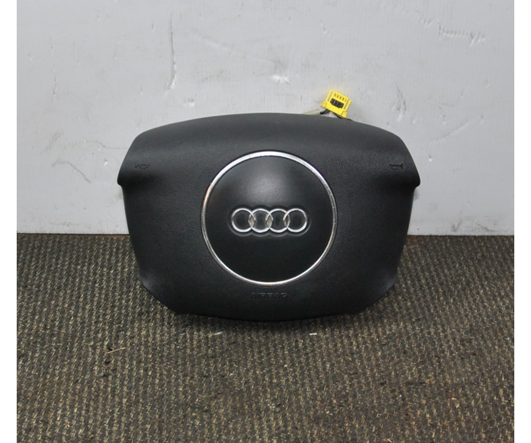 Airbag volante Audi A2 dal 2000 al 2005 Cod 8P0880201D  2411111163702