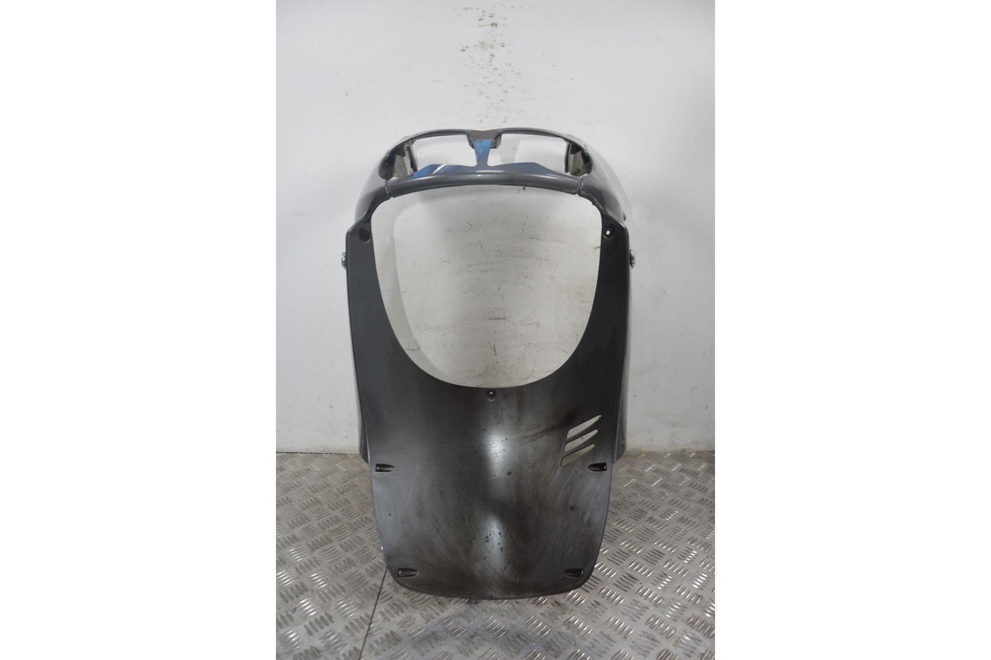 Carena Scudo Anteriore Aprilia Sportcity 125 / 200 / 300 dal 2004 al 2008  1714461499653