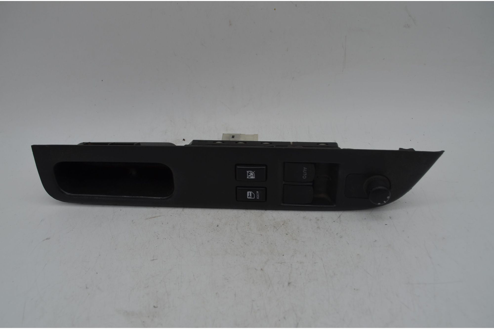 Pulsantiera alzacristalli anteriore SX Suzuki Swift Dal 2005 al 2011 Cod 62J102467T  1714635492466
