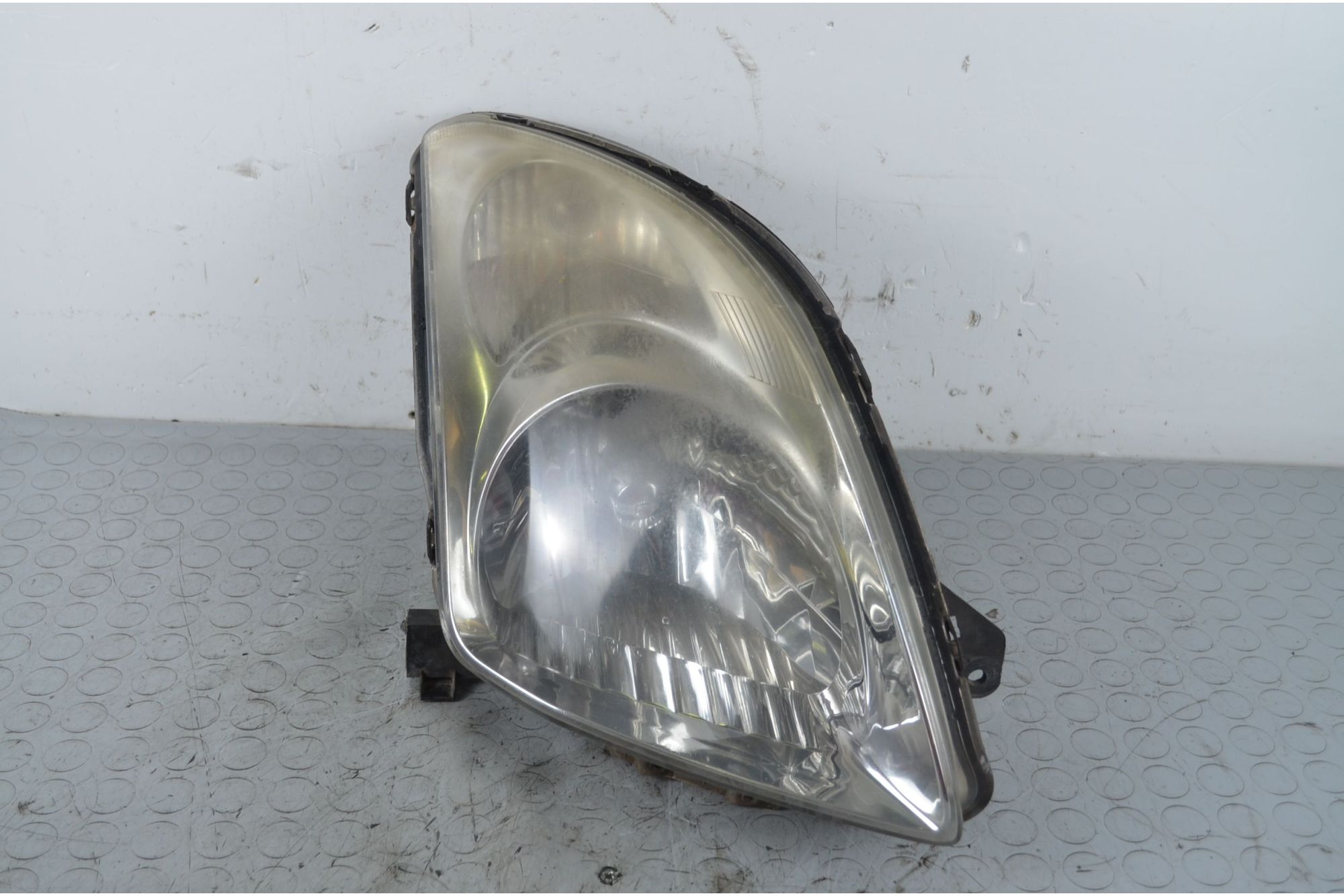 Faro fanale anteriore DX Suzuki Swift Dal 2005 al 2011 Cod OE 3512062J11000  1714641793564