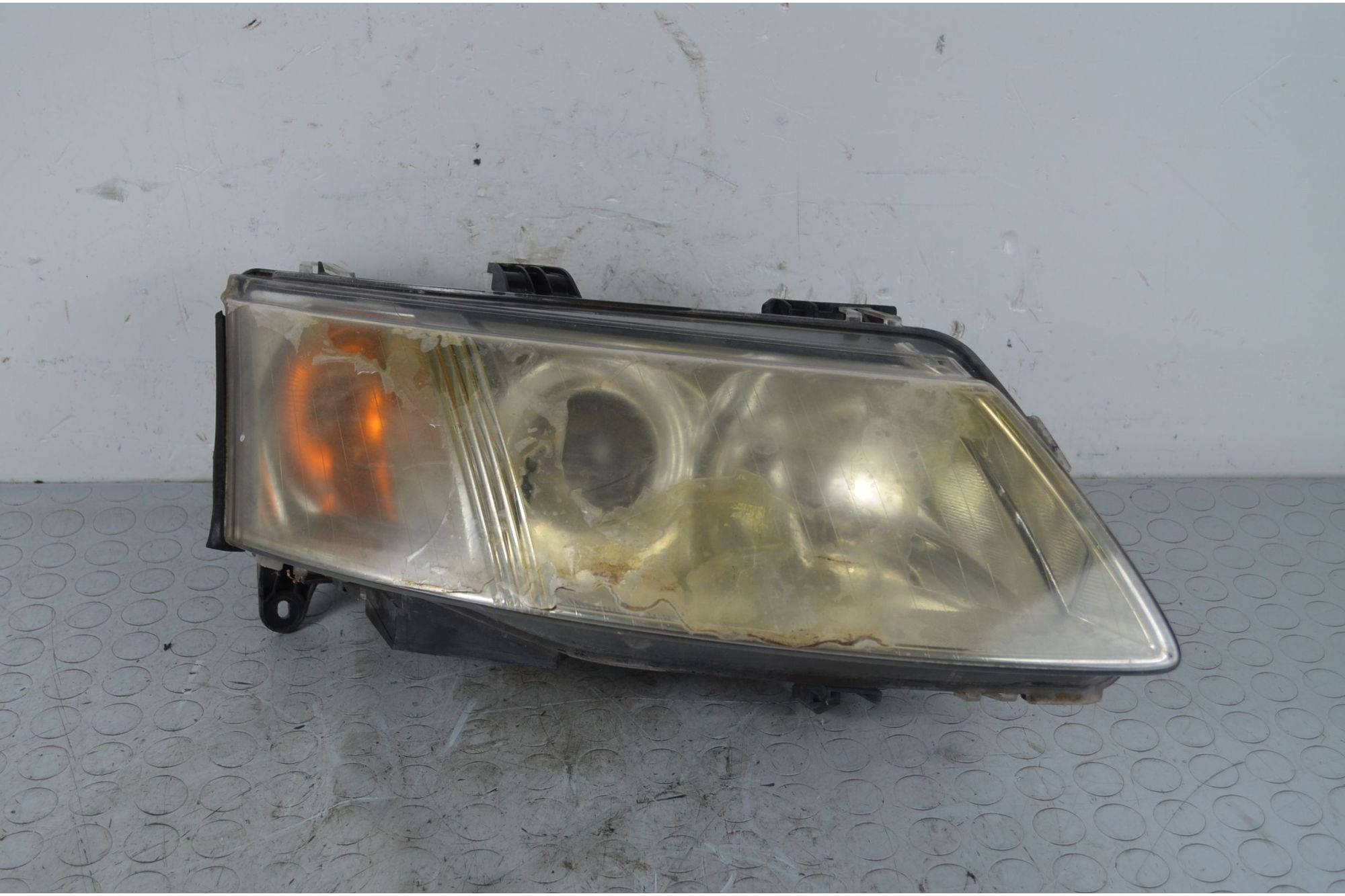 Faro fanale anteriore DX Saab 9-3 Dal 2002 al 2014 Cod OE 12778678  1714643827472
