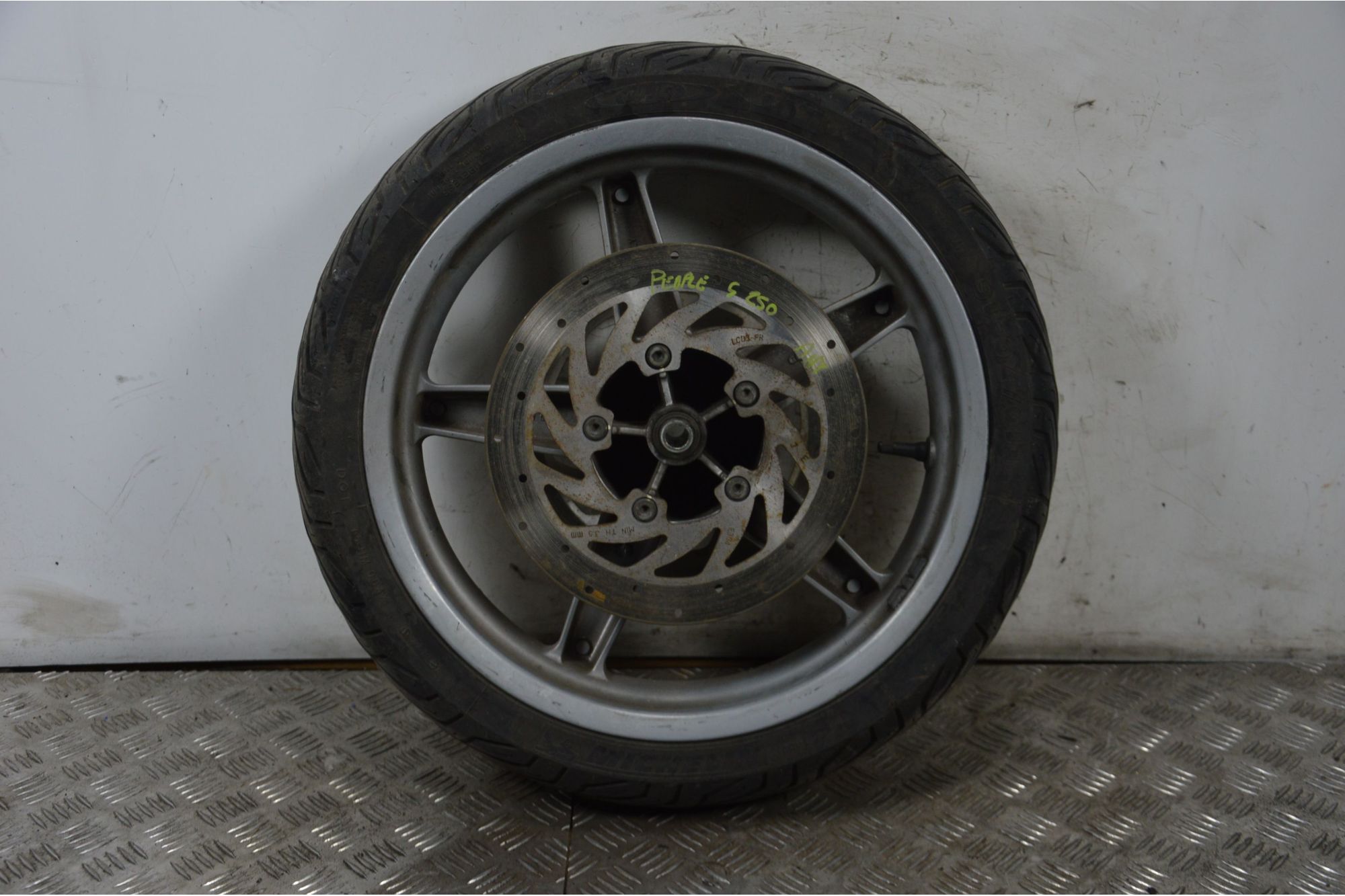 Cerchio Anteriore Kymco People S 250 Dal 2005 Al 2016  1714663181462