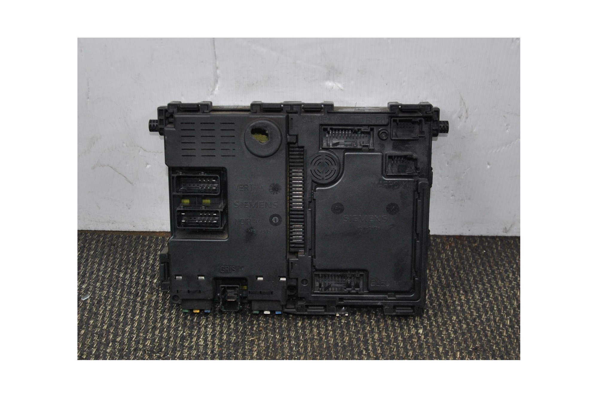 Body Computer Peugeot 206 dal 1998 al 2010 Cod S105872300G  2411111164815