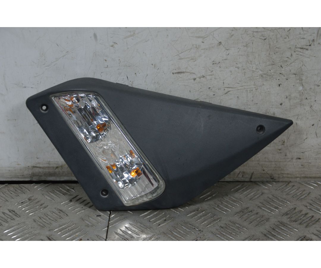 Carena Freccia Con Freccia Anteriore Sinistra Aprilia SR Max 300 dal 2011 al 2014 1715183510336 Carena Freccia Con Freccia Anteriore Sinistra Aprilia SR Max 300 dal 2011 al 2014 1715183510336