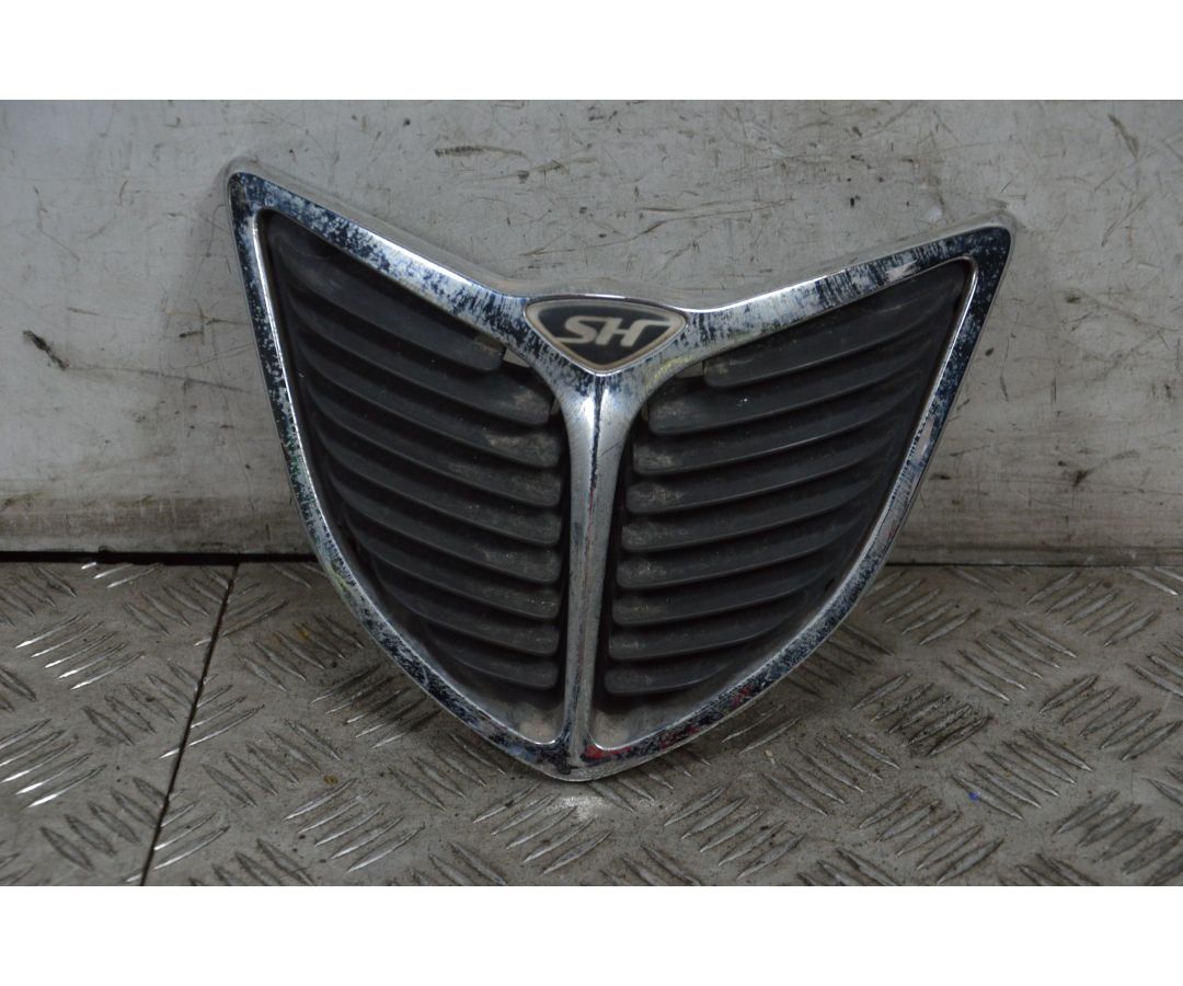 Carena Griglia Anteriore Honda SH 125 Dal 2001 al 2012 1715865665323 Carena Griglia Anteriore Honda SH 125 Dal 2001 al 2012 1715865665323