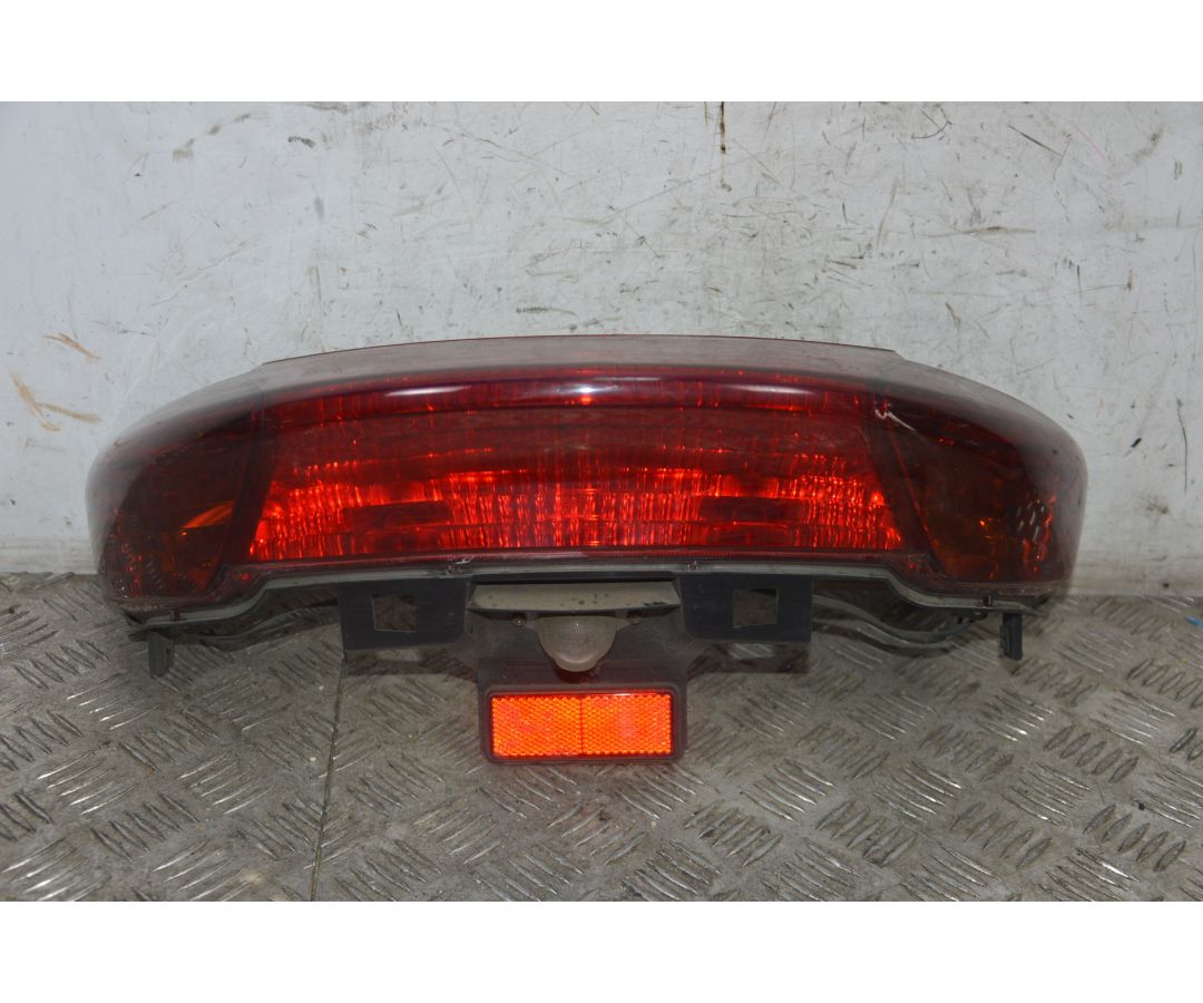 Fanale Stop Posteriore Yamaha Majesty 250 dal 1999 al 2006 1716393000693 Fanale Stop Posteriore Yamaha Majesty 250 dal 1999 al 2006 1716393000693