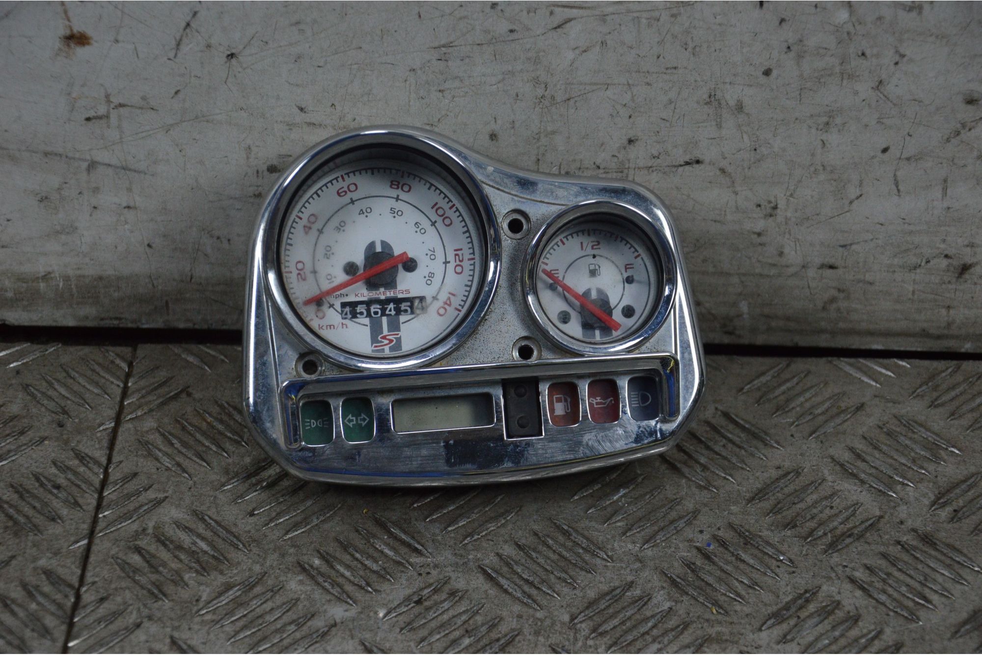 Strumentazione Contachilometri Piaggio Vespa 125 S Carb Dal 2007 al 2012 Km 45645  1716393058830