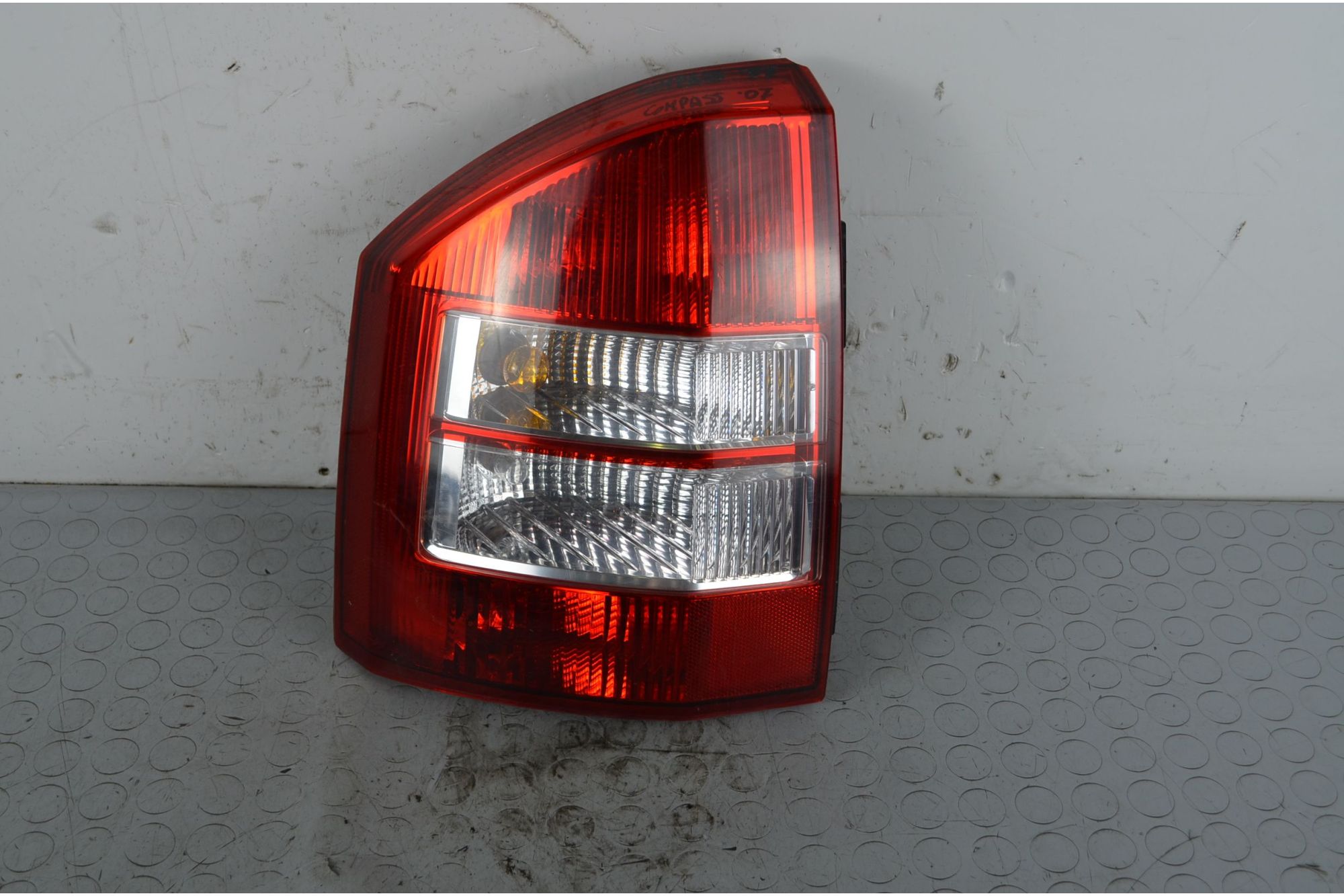 Fanale Stop posteriore SX Jeep Compass dal 2006 al 2011 Cod 05303883ab  1717060342733