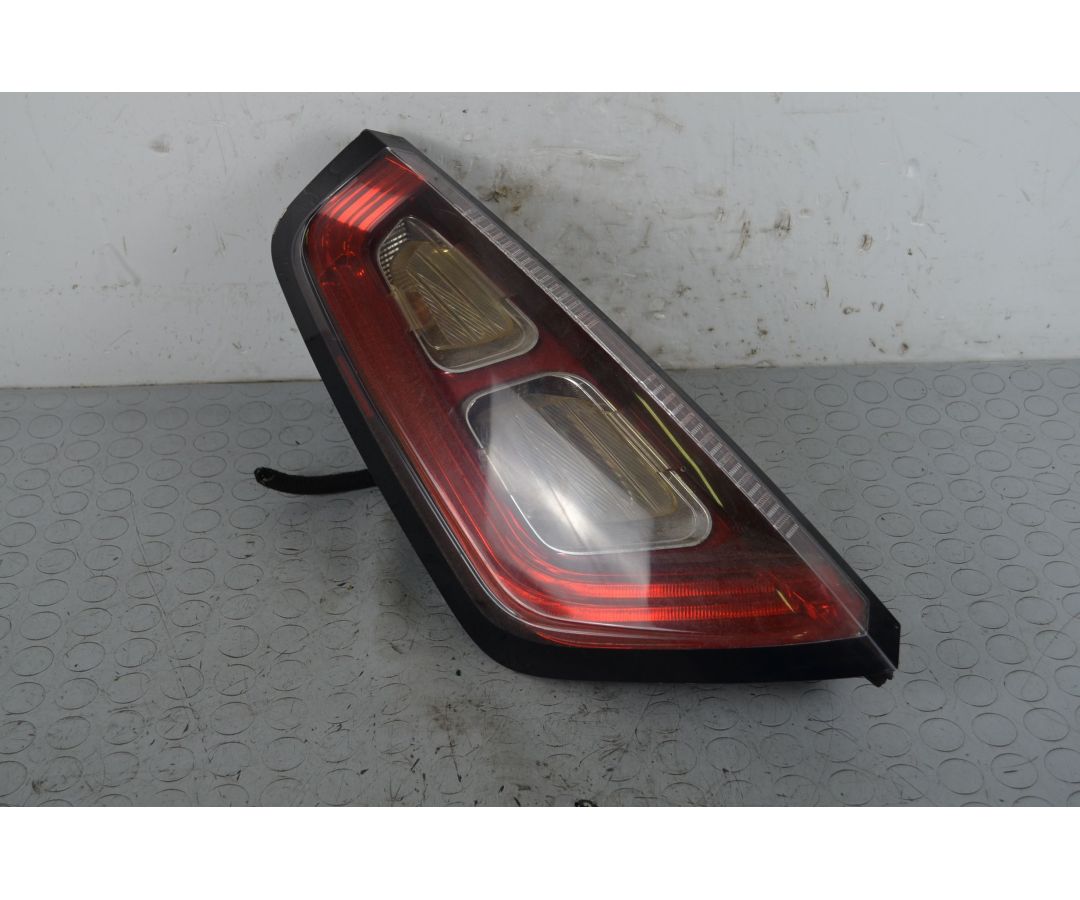 Fanale Stop Posteriore SX Fiat Grande Punto EVO dal 2009 al 2012 Cod 518497380 1717150941655 Fanale Stop Posteriore SX Fiat Grande Punto EVO dal 2009 al 2012 Cod 518497380 1717150941655