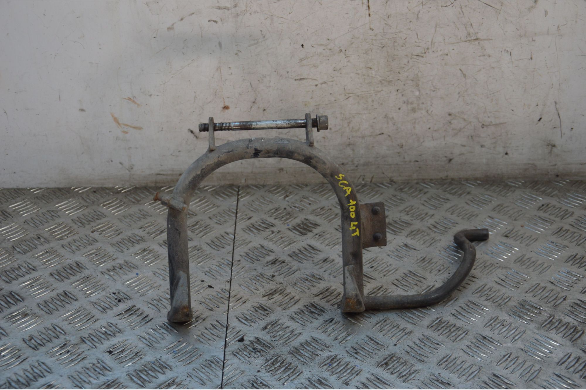 Cavalletto Centrale Aprilia Scarabeo 100 4T dal 2007 al 2019  1718013284896