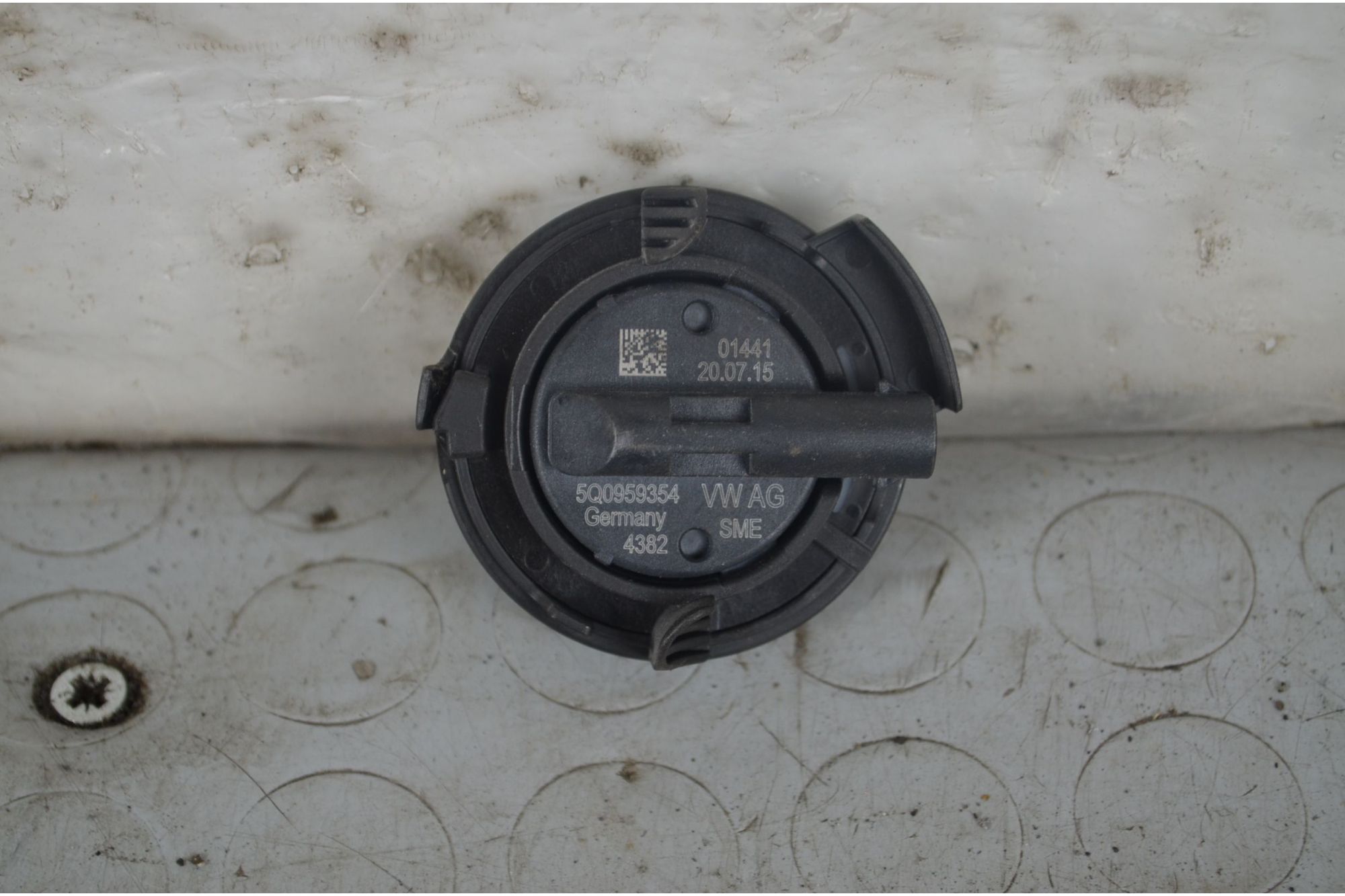 Sensore Airbag impatto Volkswagen Golf VII Dal 2012 al 2019 Cod 5Q0959354  1718100870599