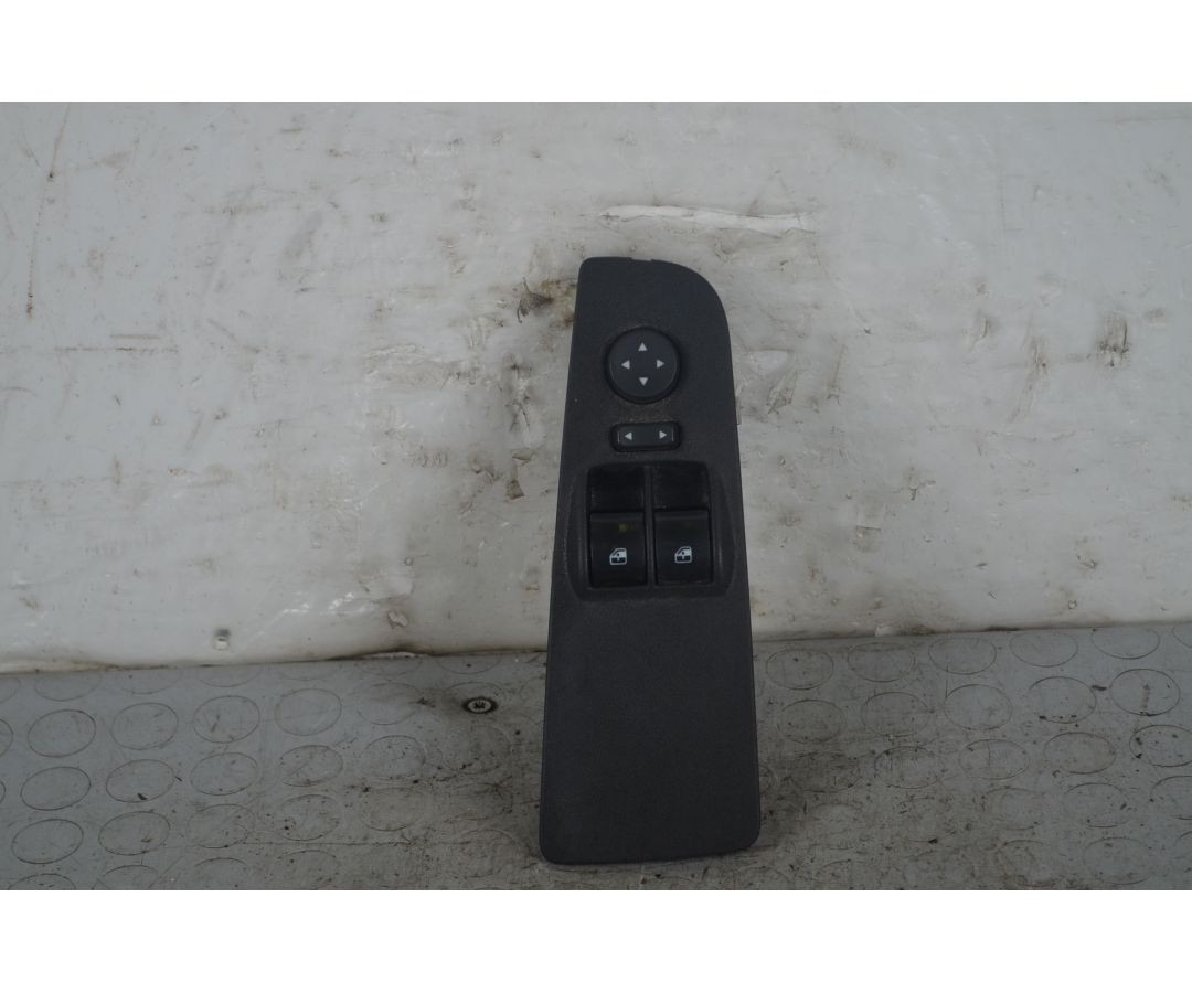 Pulsantiera alzacristalli anteriore SX Fiat Grande Punto Dal 2005 al 2018 Cod 735423371 1718348632287 Pulsantiera alzacristalli anteriore SX Fiat Grande Punto Dal 2005 al 2018 Cod 735423371 1718348632287