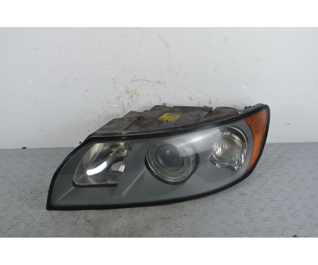 Faro anteriore SX Volvo V50 Dal 2004 al 2012 Cod 30698885 1719298248450 Faro anteriore SX Volvo V50 Dal 2004 al 2012 Cod 30698885 1719298248450
