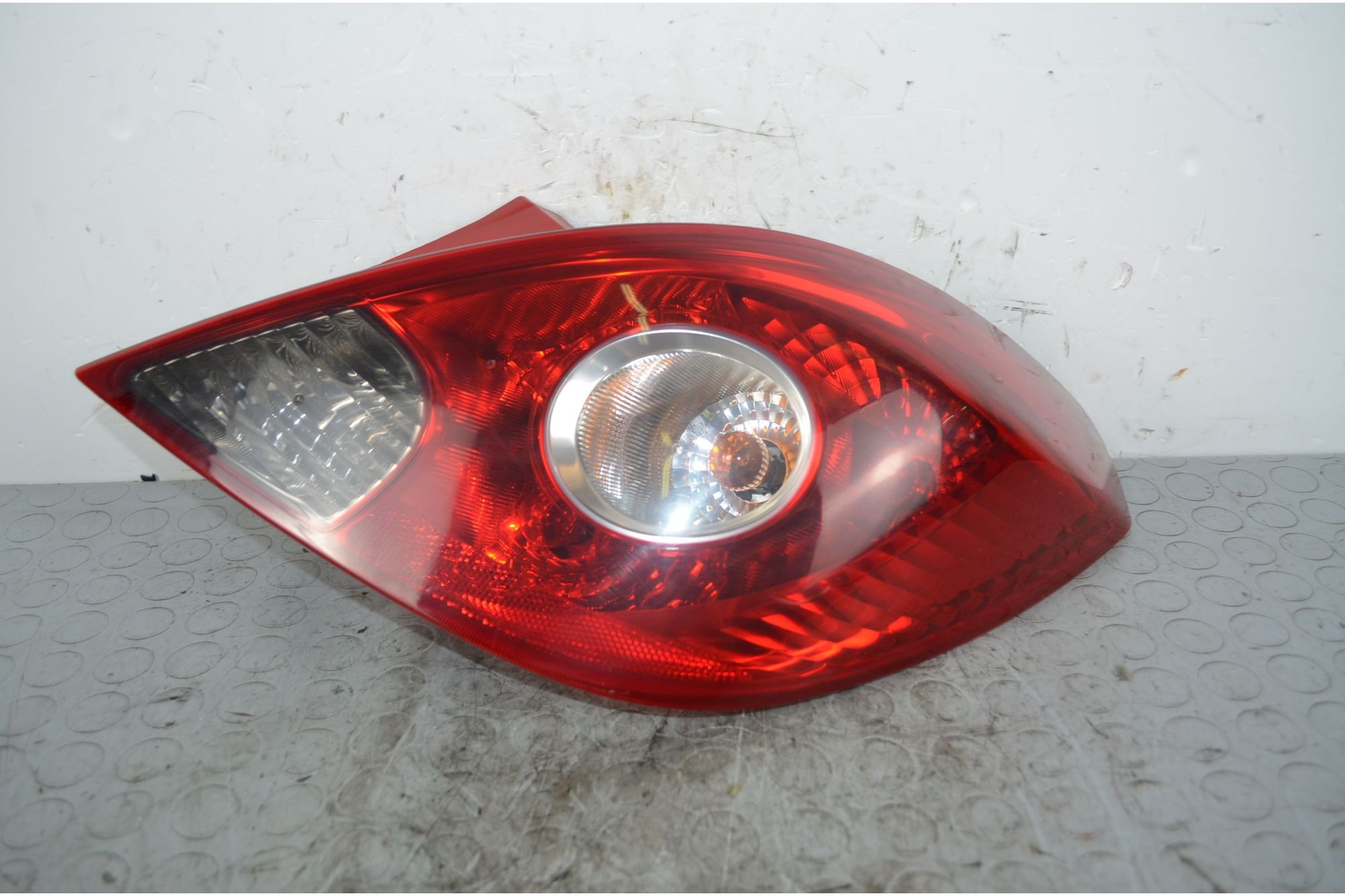 Fanale stop posteriore DX Opel Corsa D 3p Dal 2006 al 2014 Cod 13186351  1719924532953
