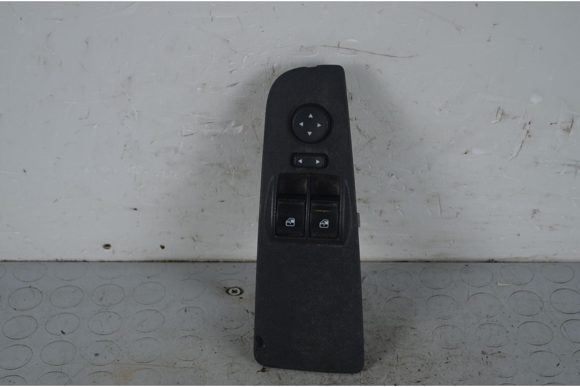 Pulsantiera alzacristalli anteriore SX Fiat Bravo Dal 2007 al 2014 Cod 735416707  1720165200242