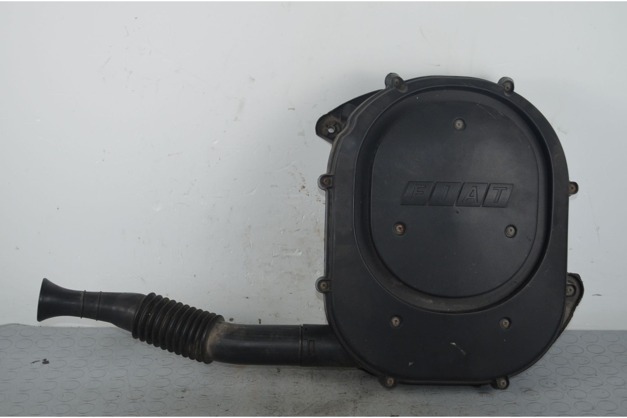 Scatola filtro aria Fiat Punto 188 Dal 1999 al 2005 Cod 735275000  1720168938302